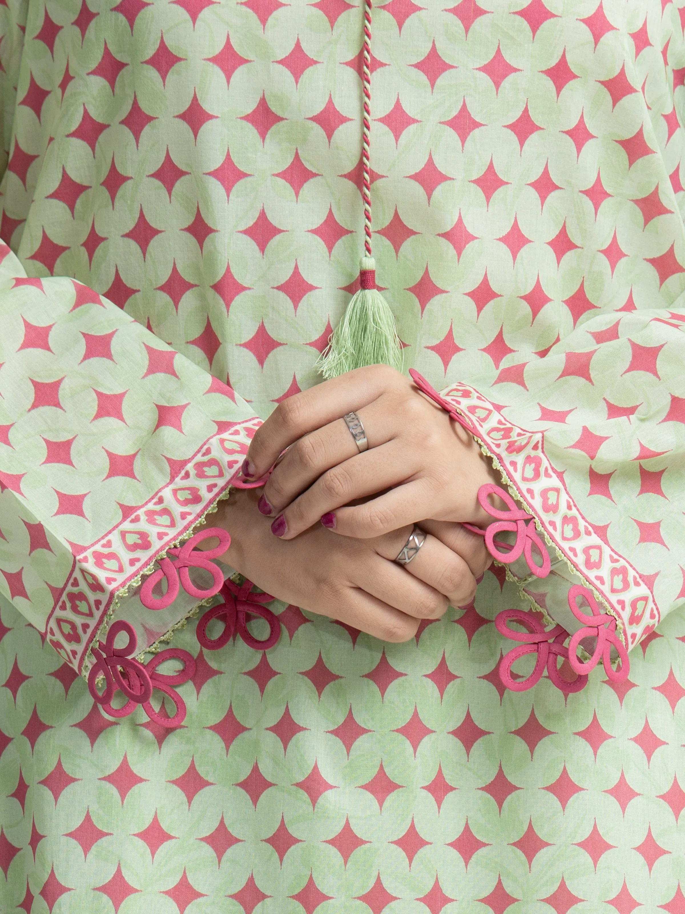 Unstitched Printed Lawn Suit - EWU6A1-36679-3P - Image 3