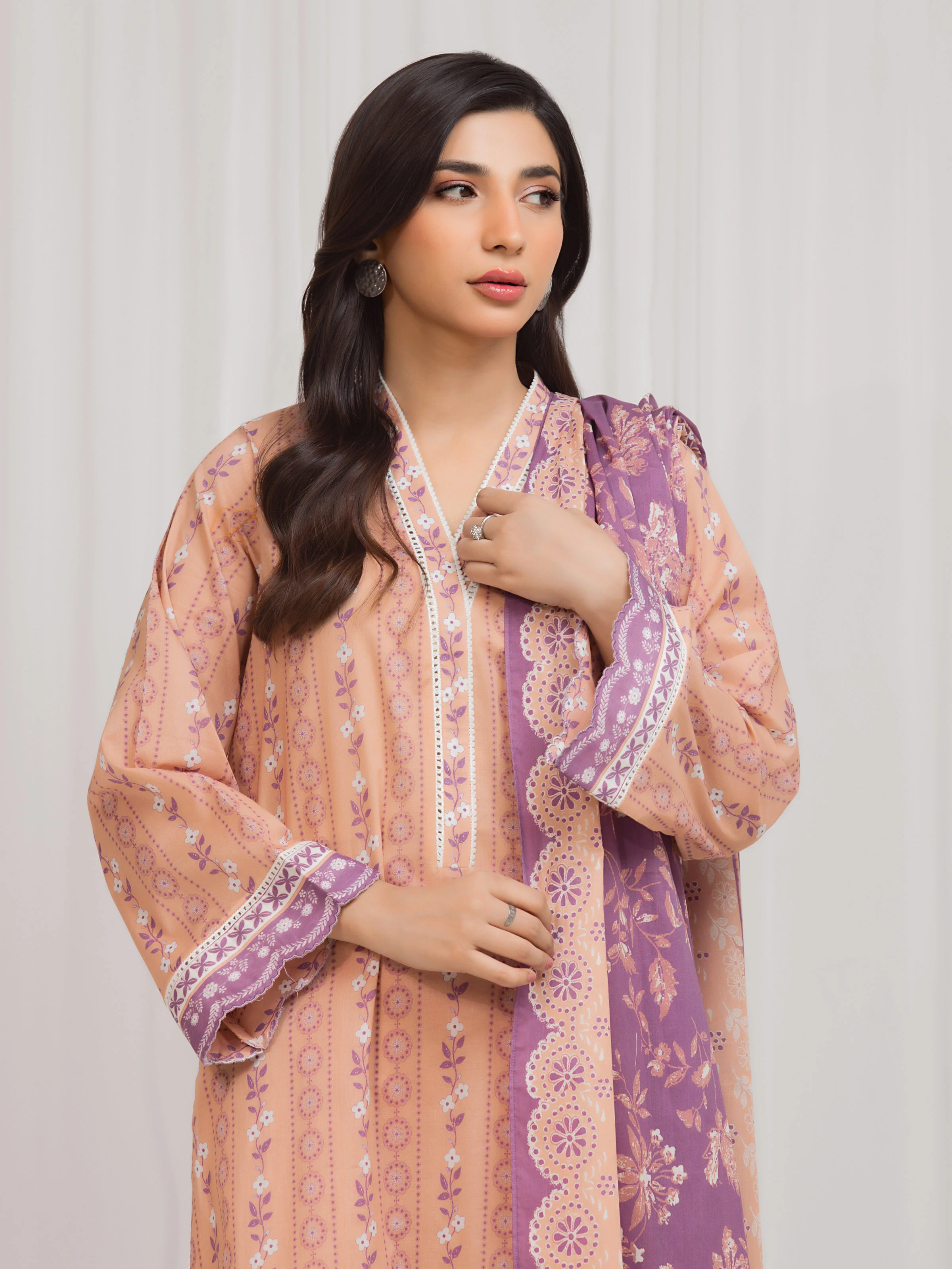 Unstitched Printed Lawn Suit - EWU6A1-36680-3P - Image 2