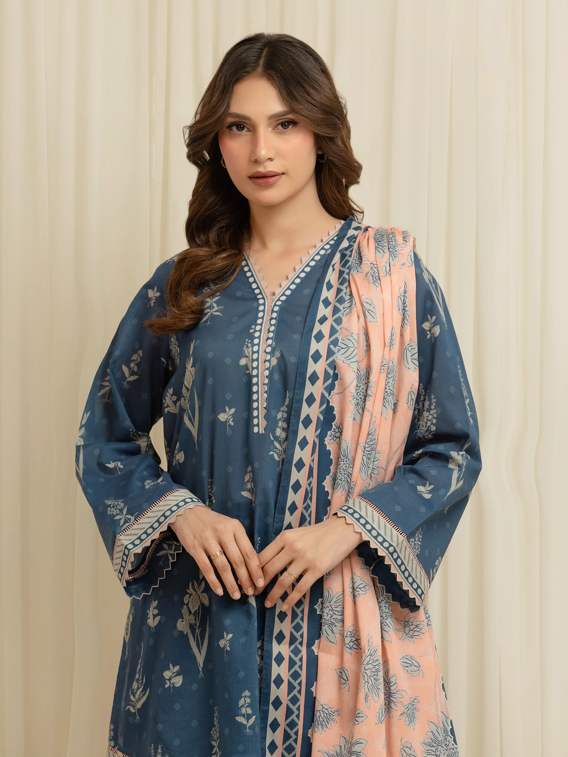 Unstitched Printed Lawn Suit - EWU6A1-36682-3P - Image 2