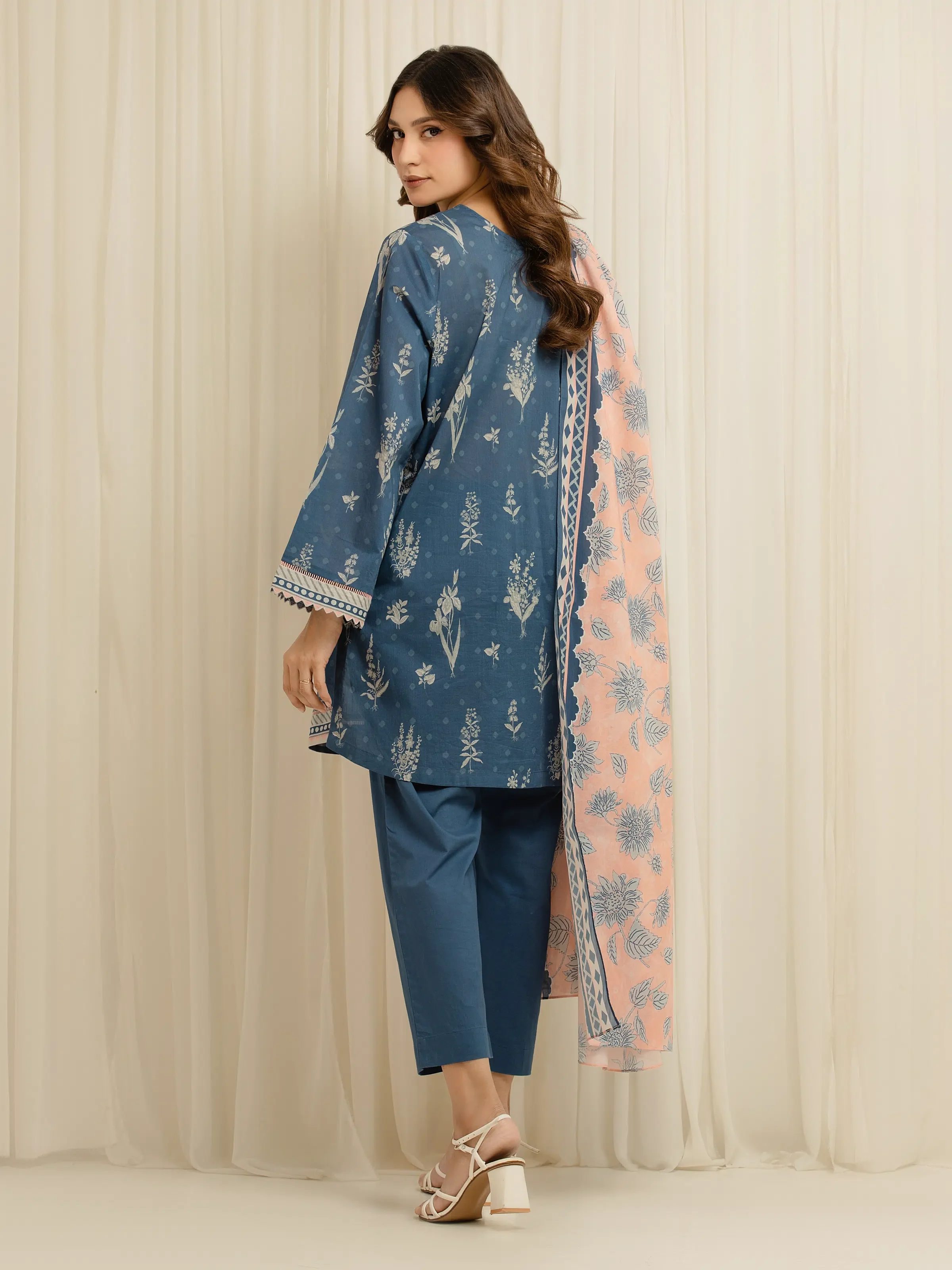 Unstitched Printed Lawn Suit - EWU6A1-36682-3P - Image 5