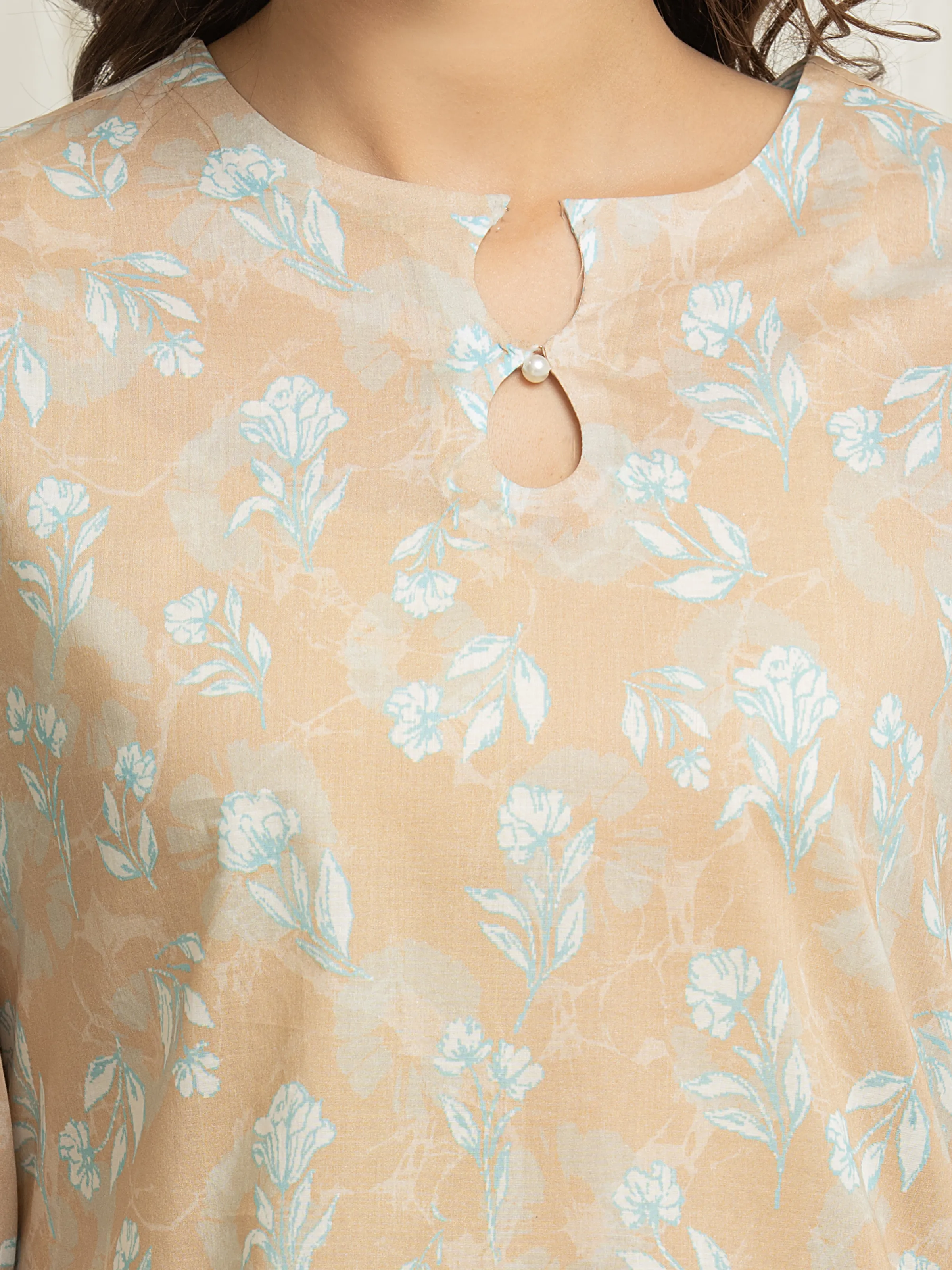 Unstitched Printed Lawn Suit - EWU6A1-36683-3P - Image 3