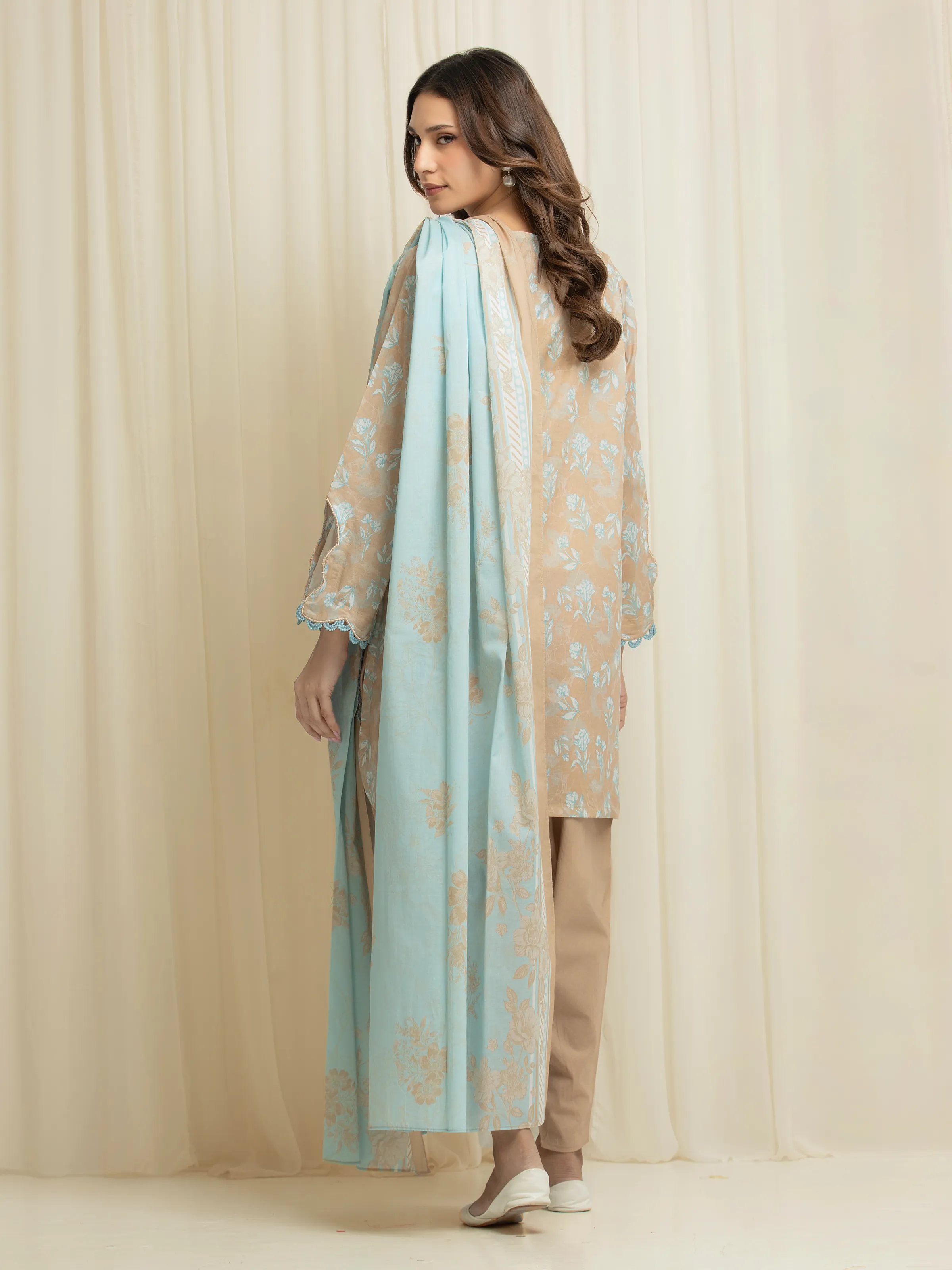 Unstitched Printed Lawn Suit - EWU6A1-36683-3P - Image 6