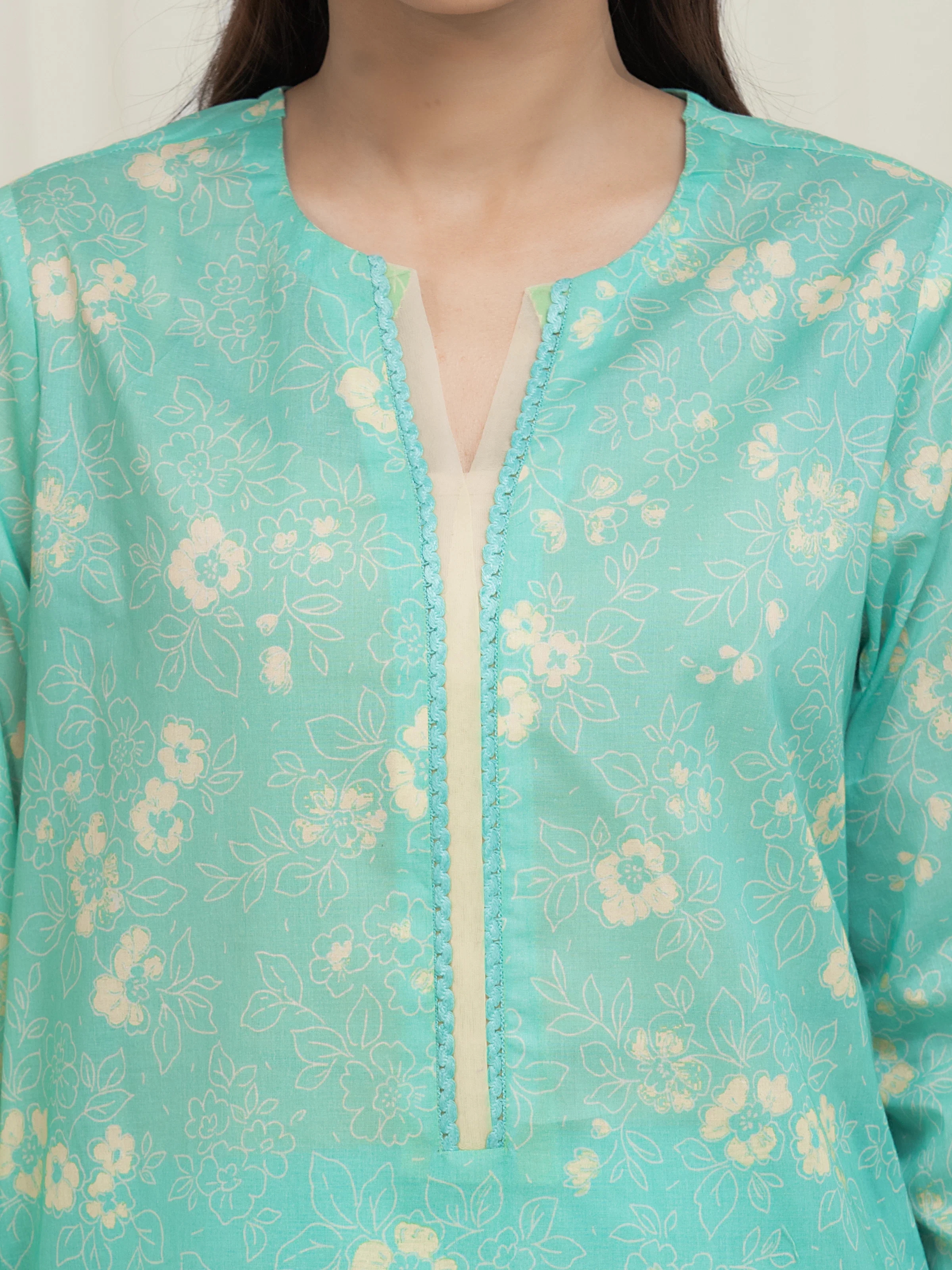 Unstitched Printed Lawn Suit - EWU6A1-36687-3P - Image 3