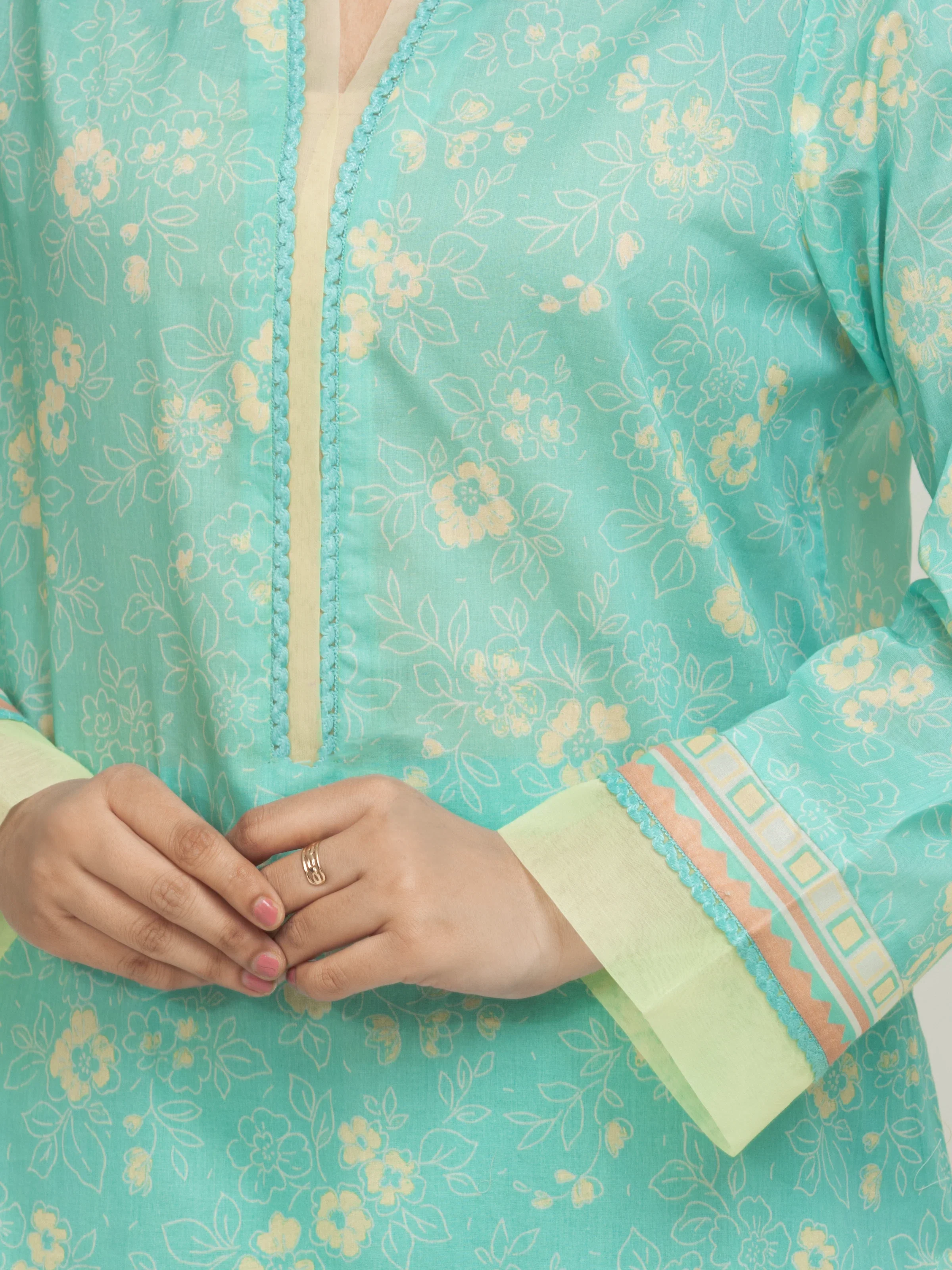 Unstitched Printed Lawn Suit - EWU6A1-36687-3P - Image 4