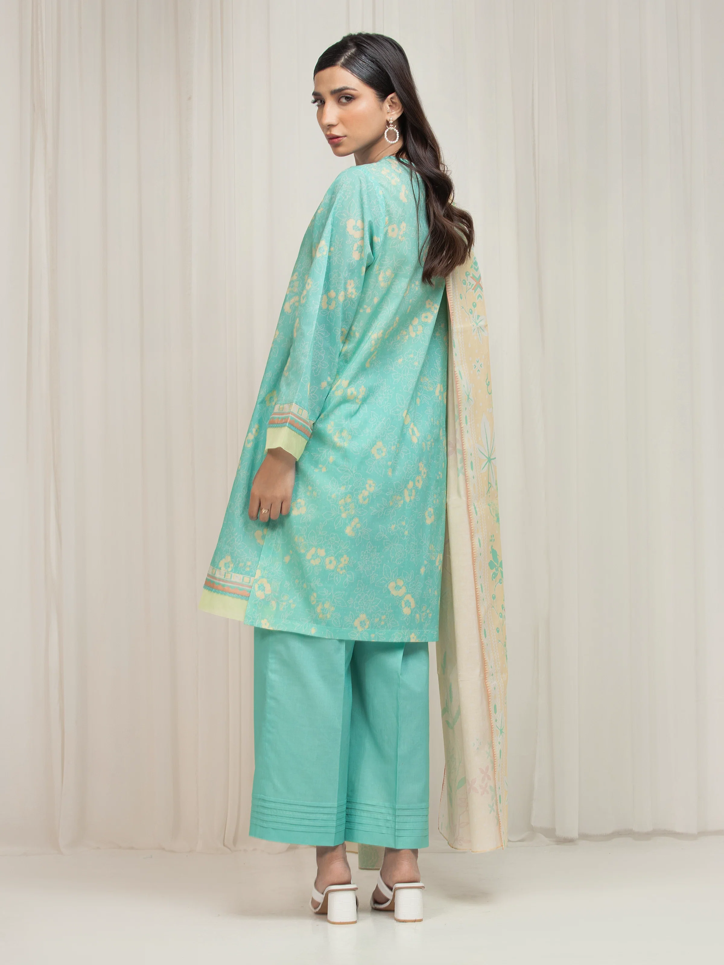Unstitched Printed Lawn Suit - EWU6A1-36687-3P - Image 5