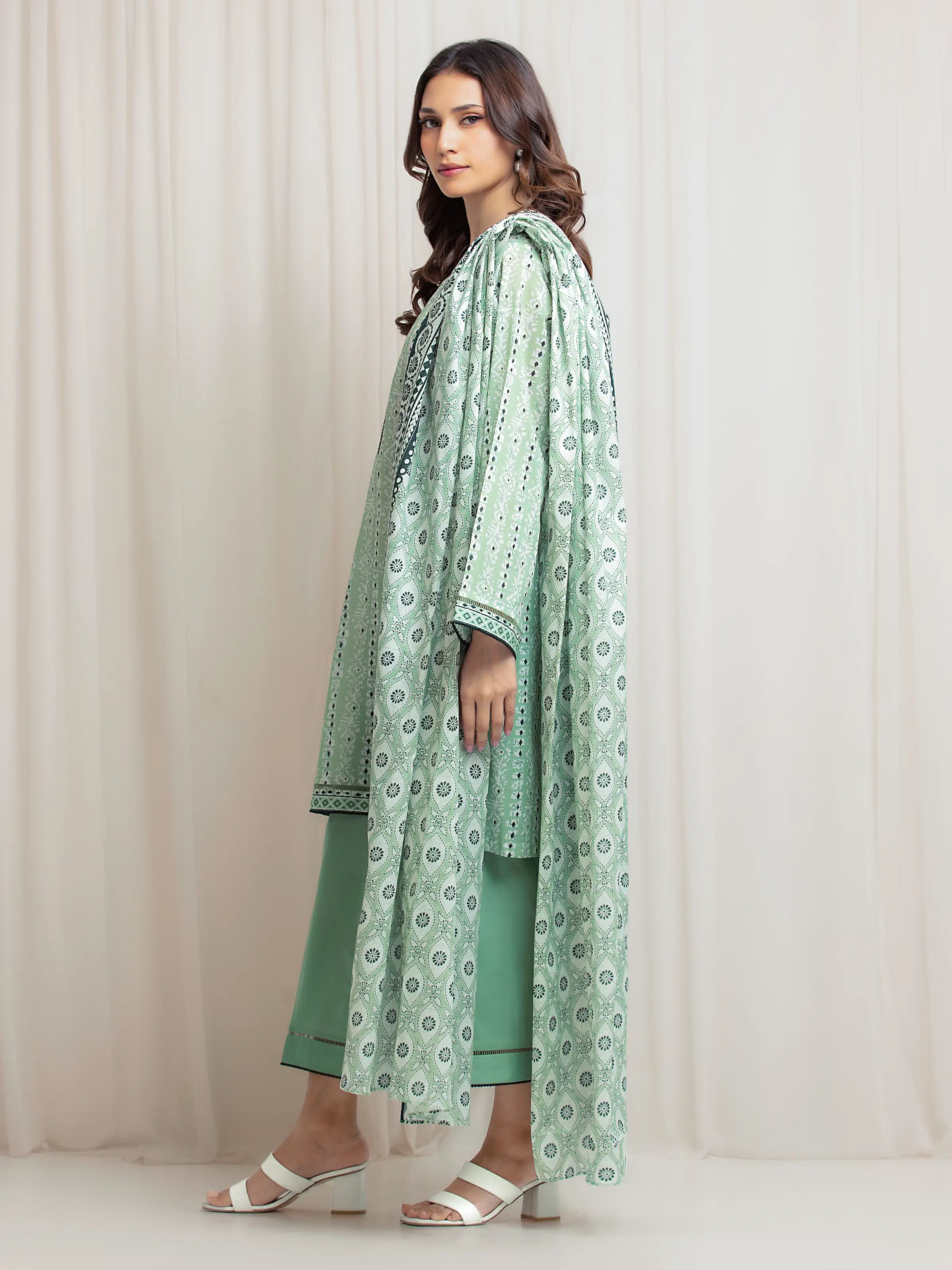 Unstitched Printed Lawn Suit - EWU6A1-36689-3P - Image 5