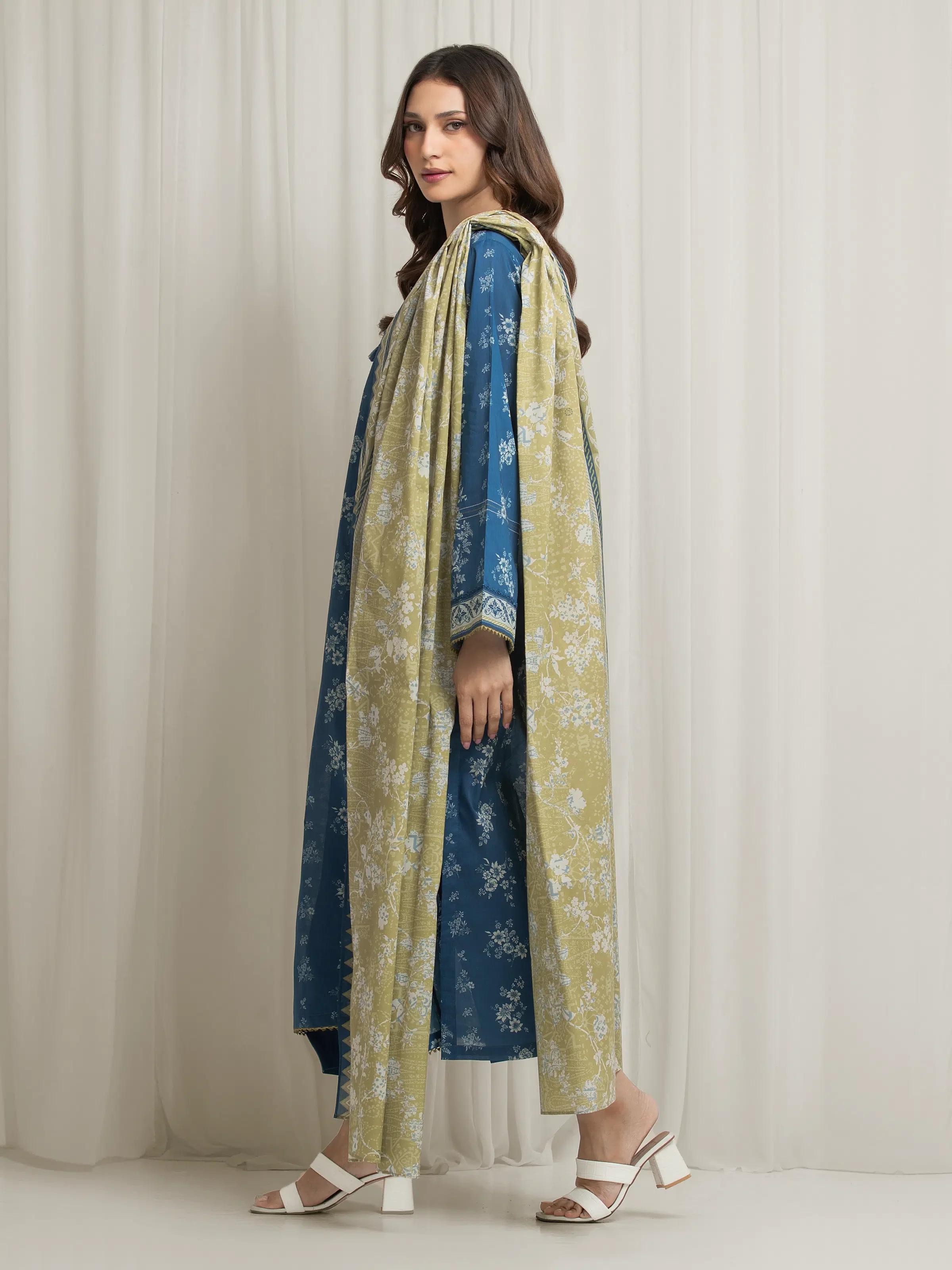 Unstitched Printed Lawn Suit - EWU6A1-36691-3P - Image 5