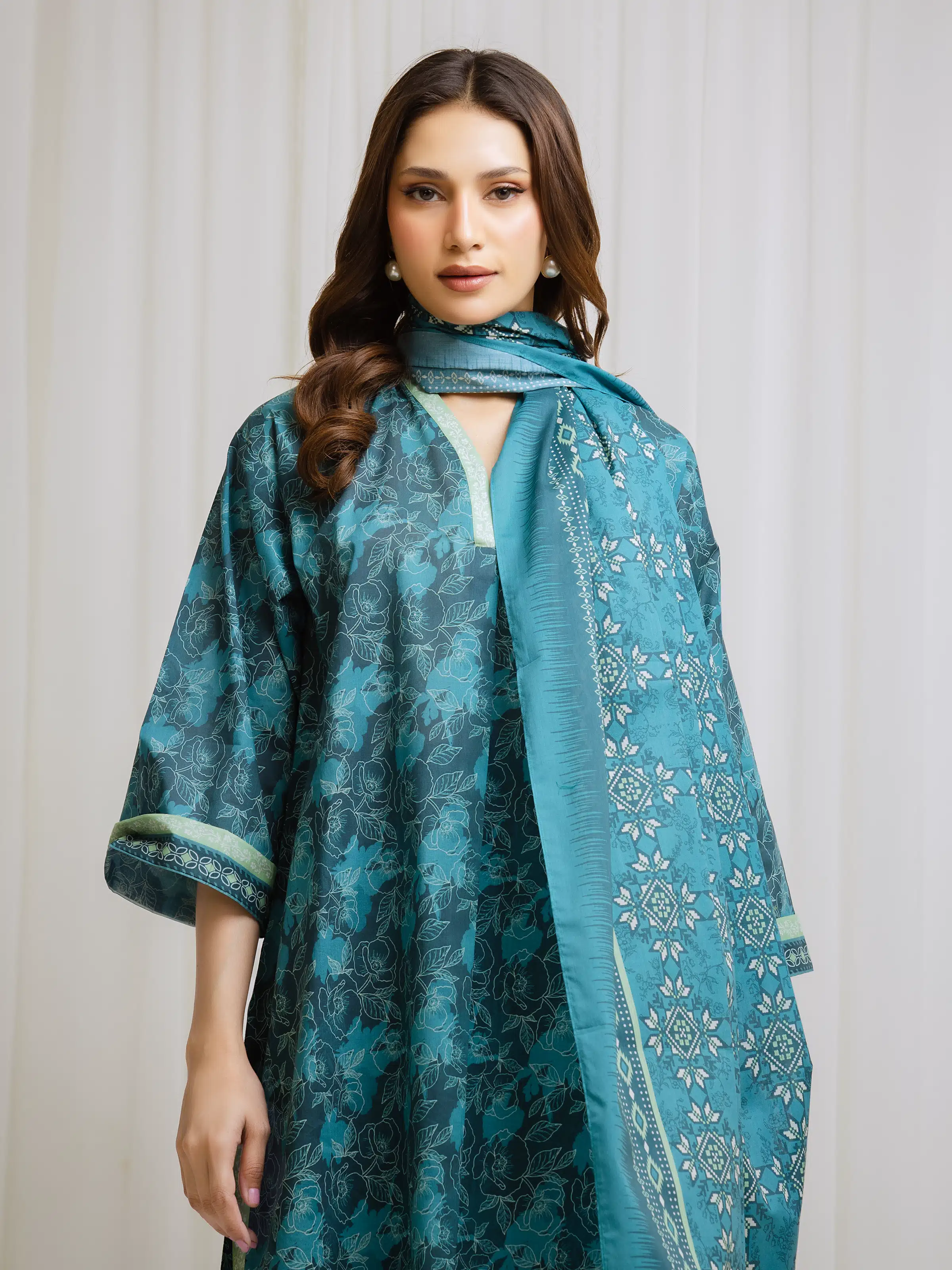 Unstitched Printed Lawn Suit - EWU6A1-36694-3P - Image 2