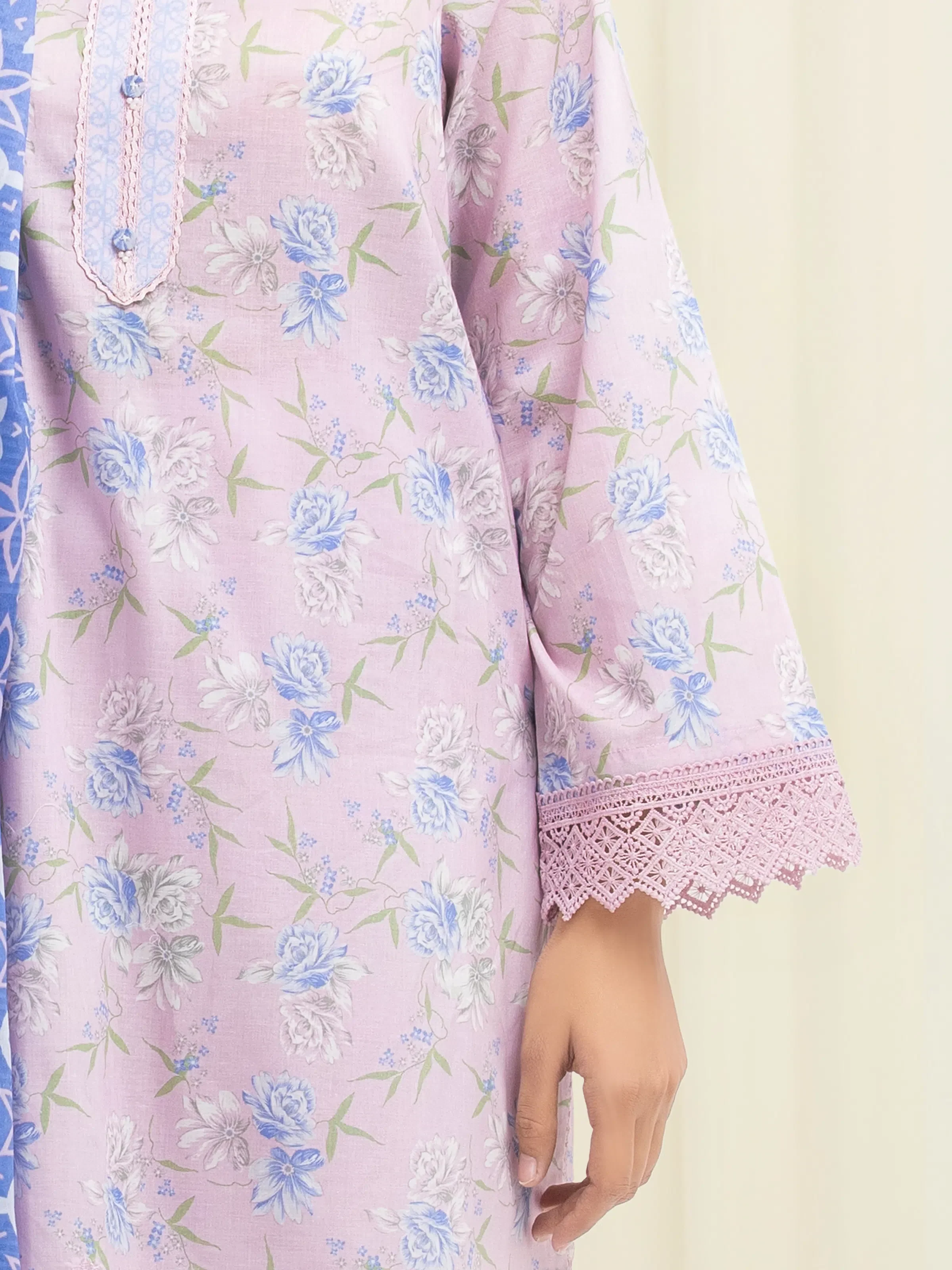 Unstitched Printed Lawn Suit - EWU6A1-36697-3P - Image 3