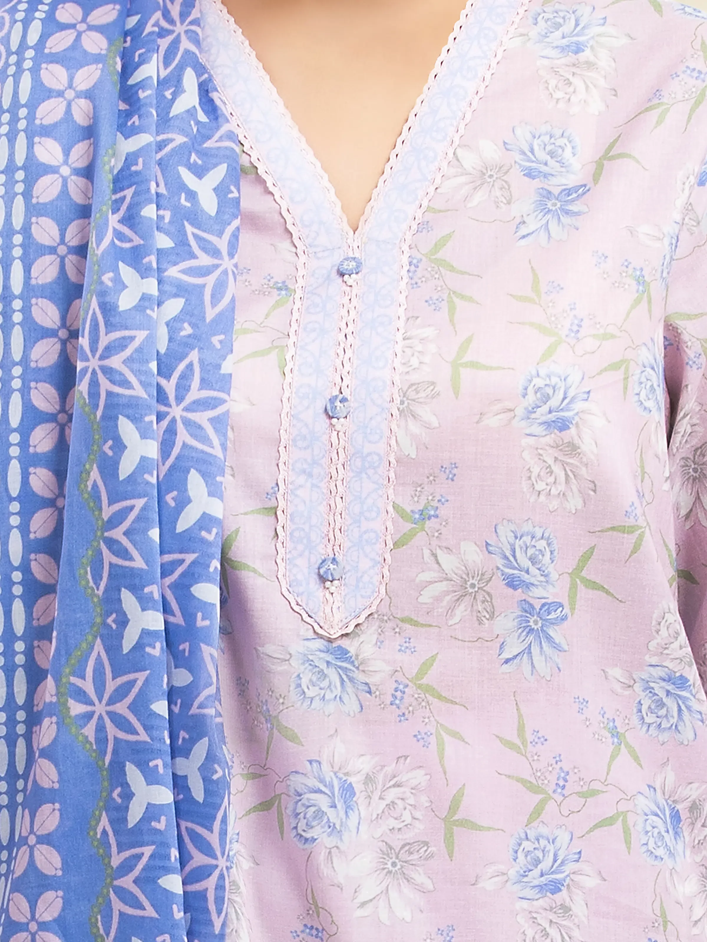 Unstitched Printed Lawn Suit - EWU6A1-36697-3P - Image 4