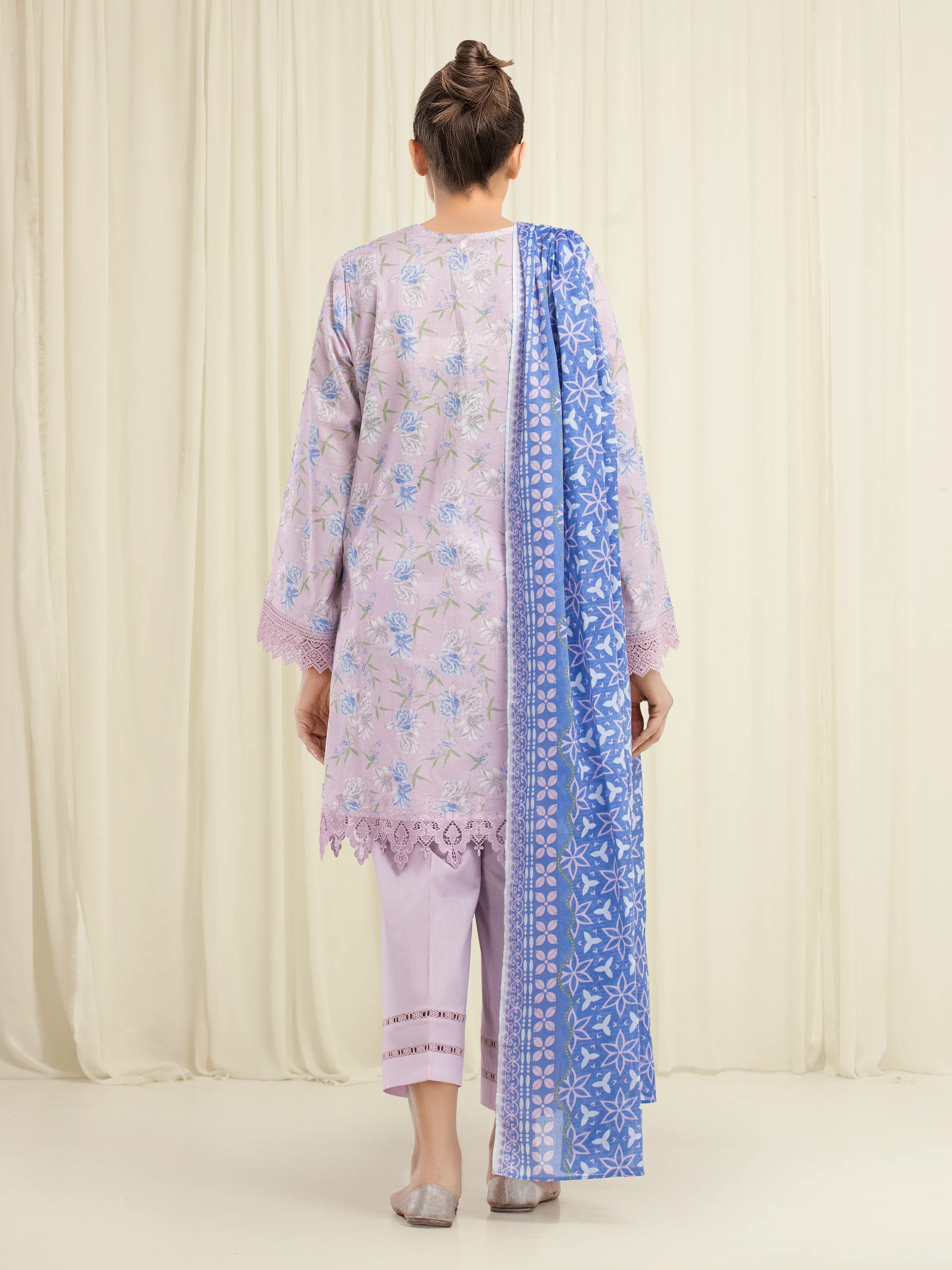 Unstitched Printed Lawn Suit - EWU6A1-36697-3P - Image 5