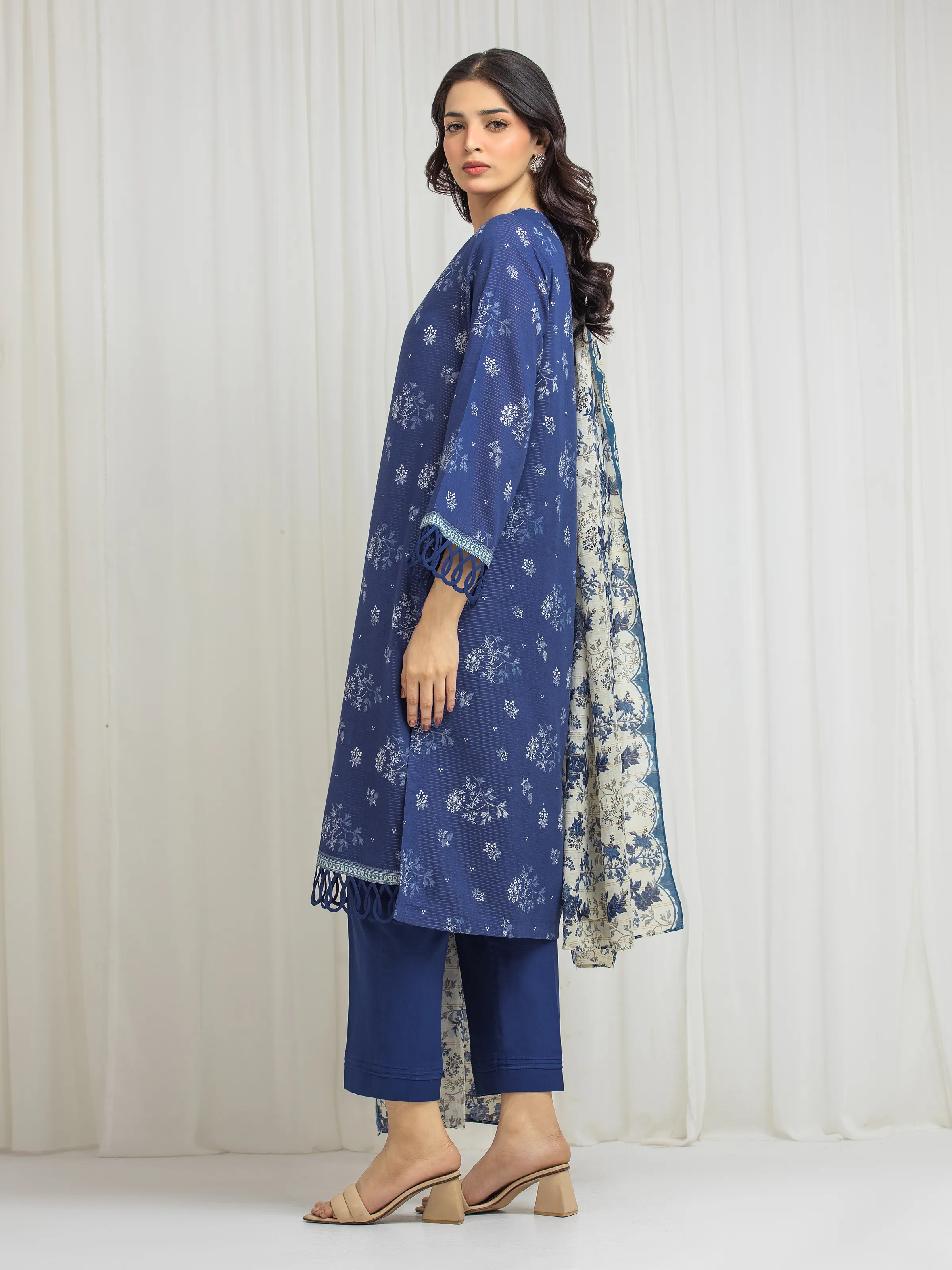 Unstitched Printed Zari Lawn Suit - EWU6M6-006-3P - Image 5