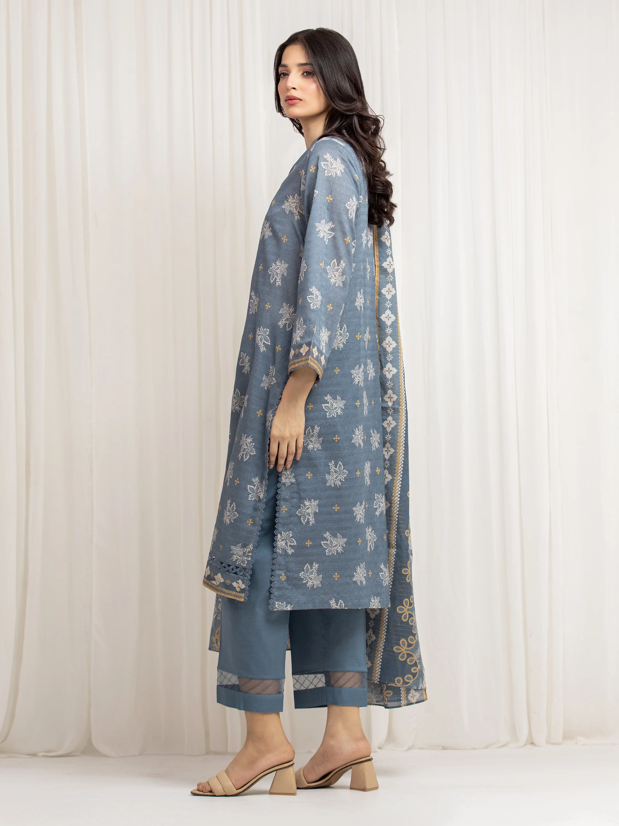 Unstitched Printed Zari Lawn Suit - EWU6M6-024-3P - Image 5