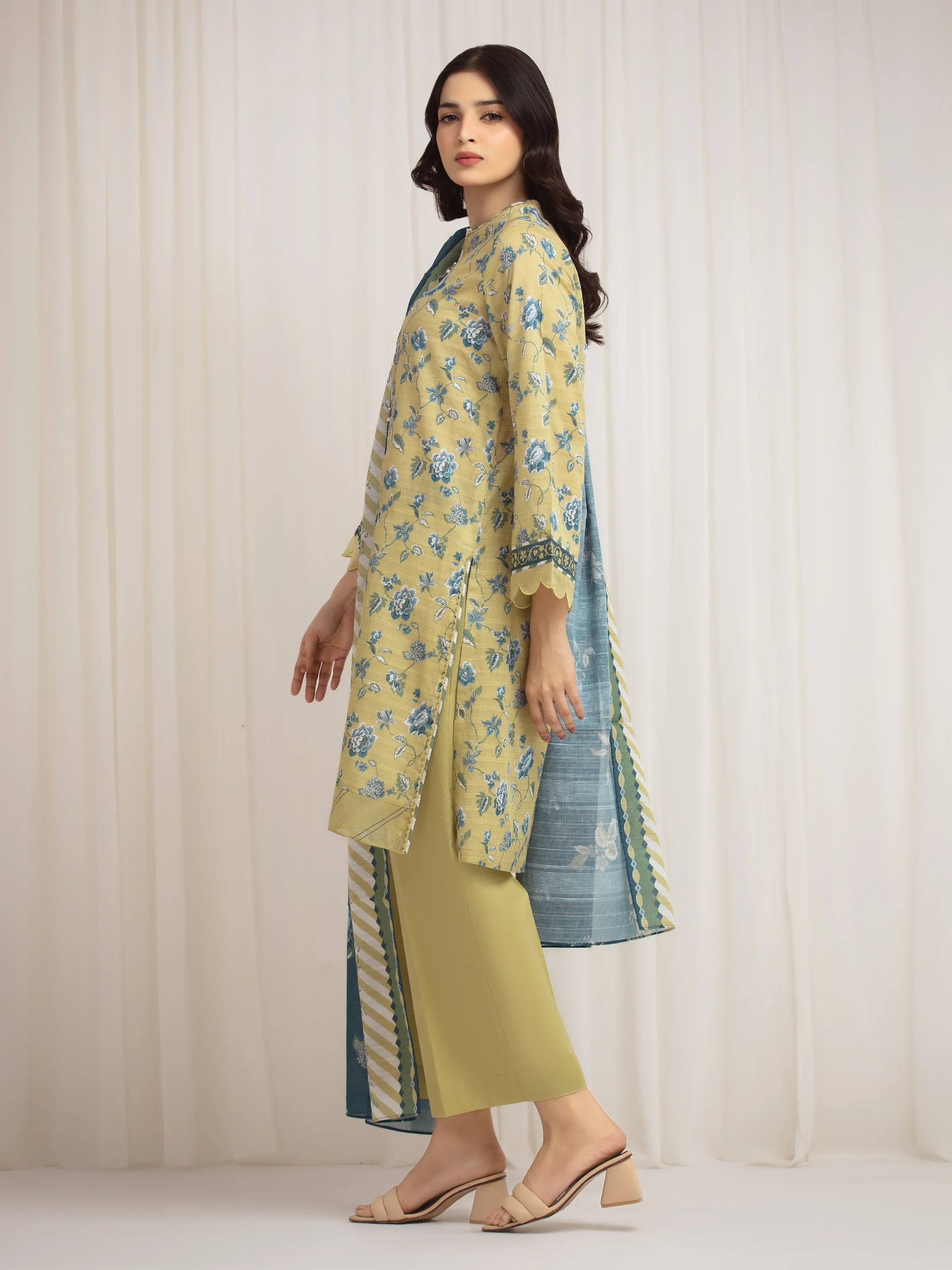 Unstitched Printed Zari Lawn Suit - EWU6M6-028-3P - Image 5