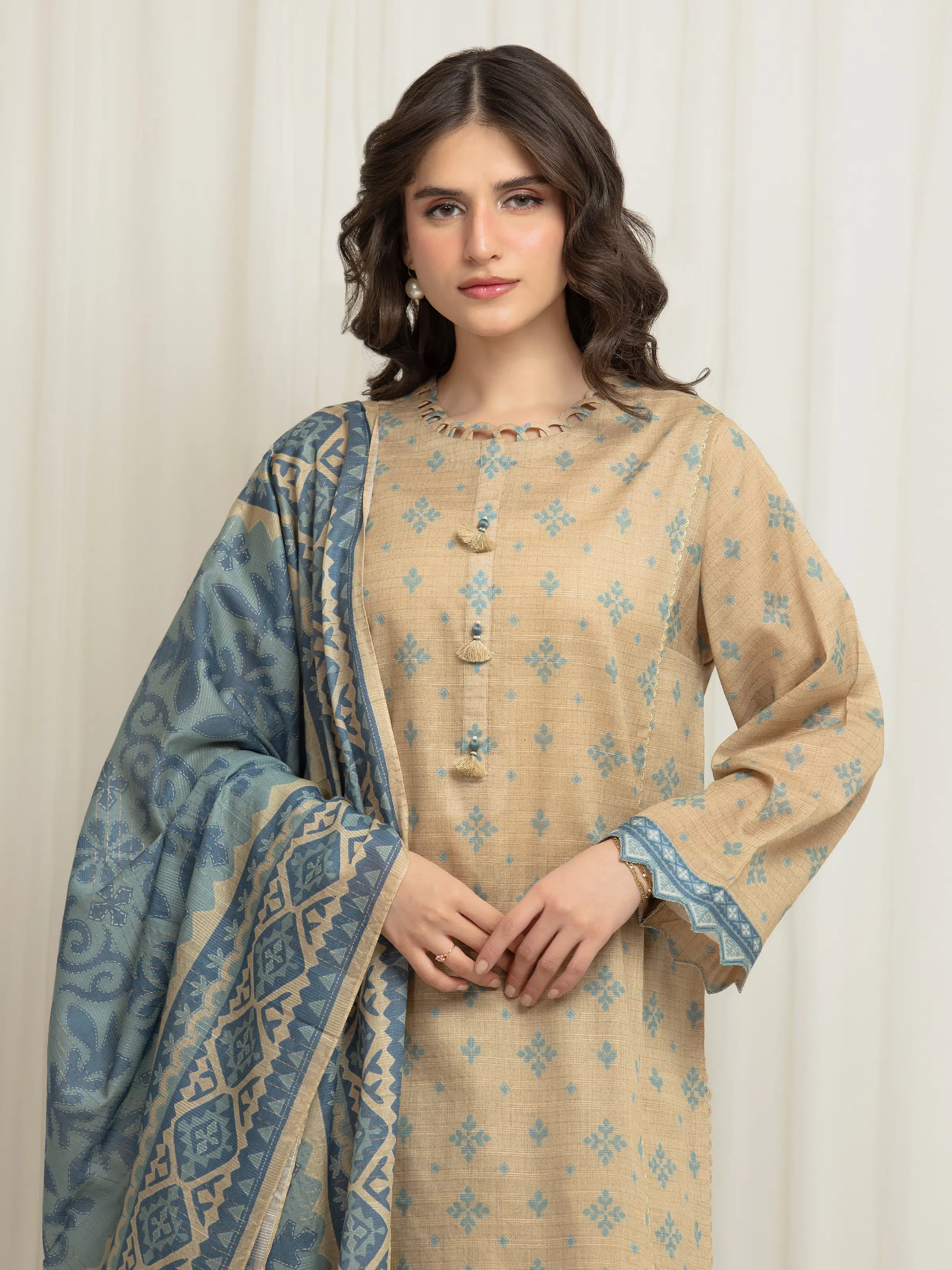 Unstitched Printed Lawn Suit - EWU6M6-030-3P - Image 2
