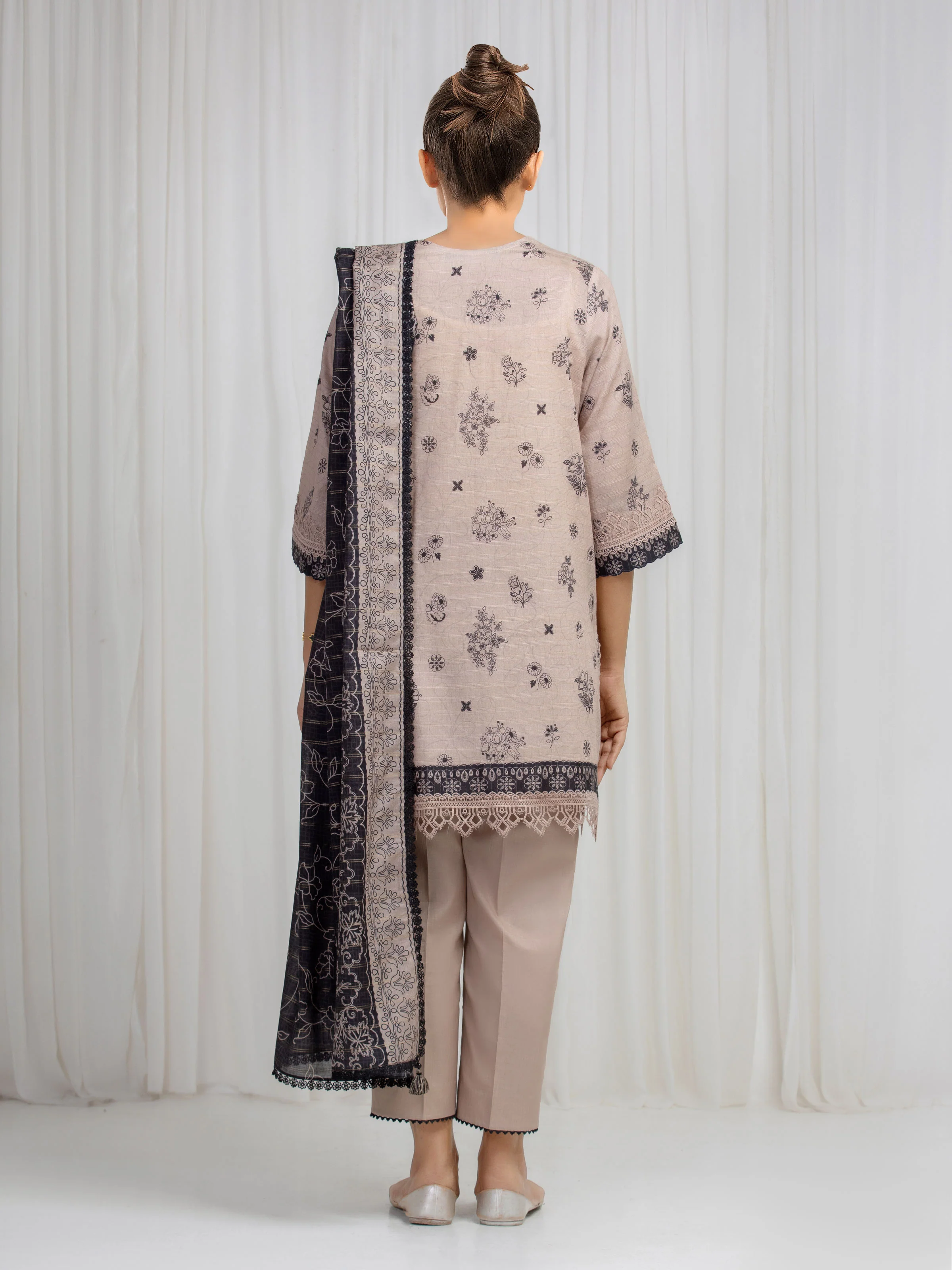 Unstitched Printed Zari Lawn Suit - EWU6M6-084-3P - Image 5