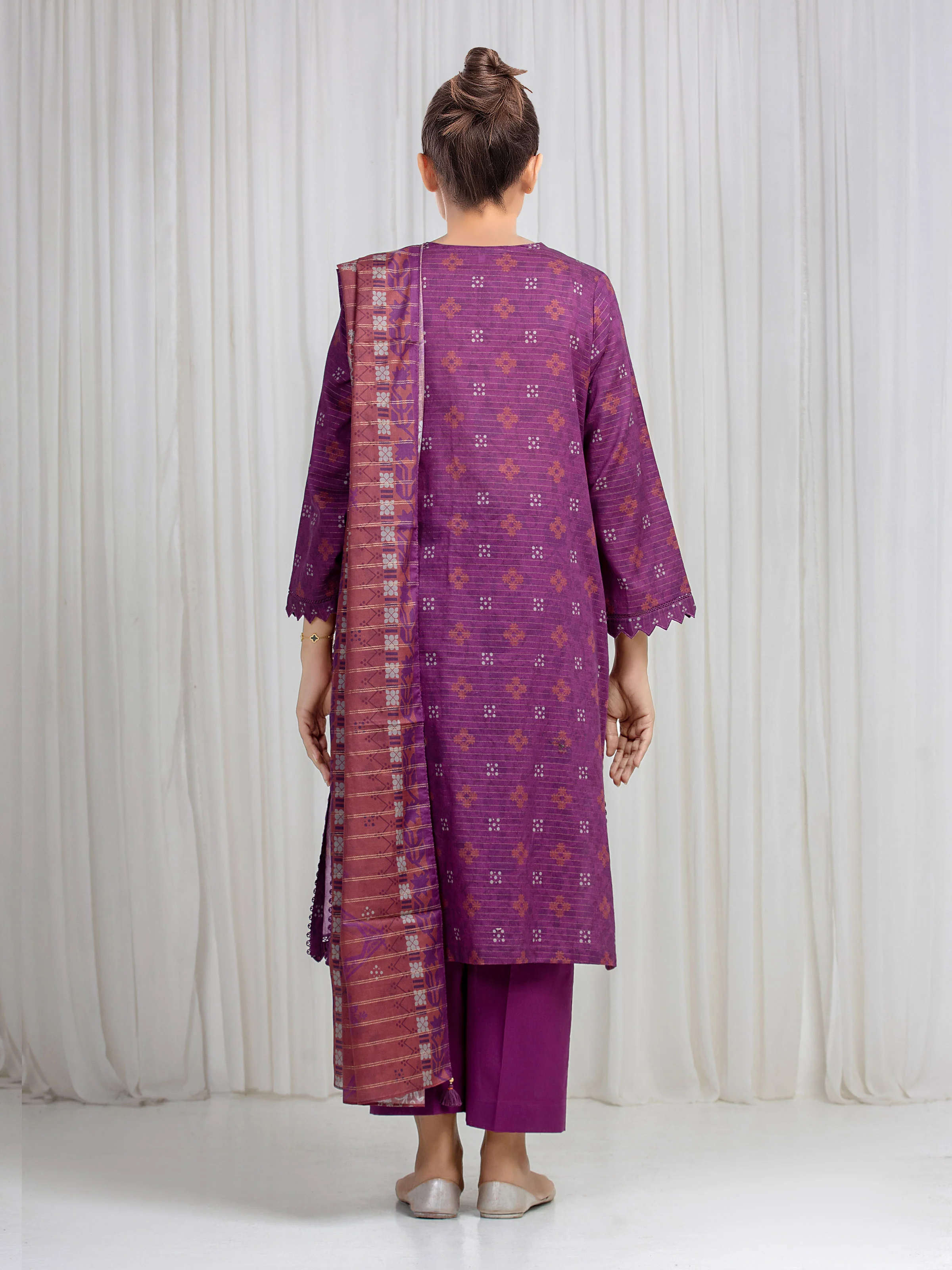 Unstitched Printed Lawn Suit - EWU6M6-089-3P - Image 5