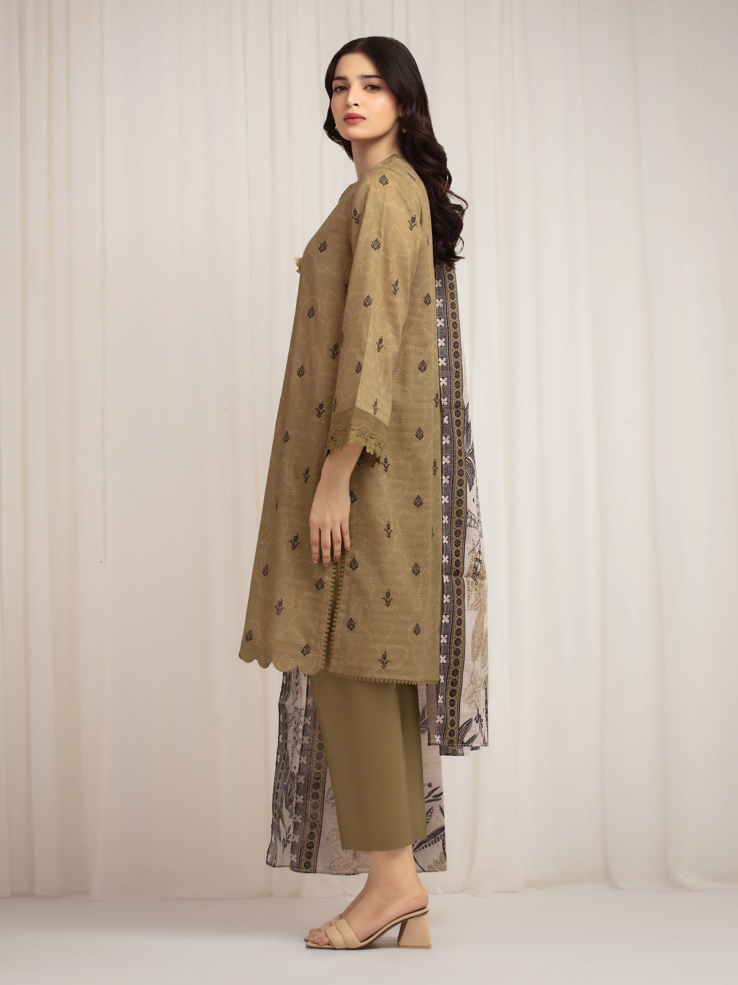 Unstitched Printed Zari Lawn Suit - EWU6M6-020-3P - Image 5