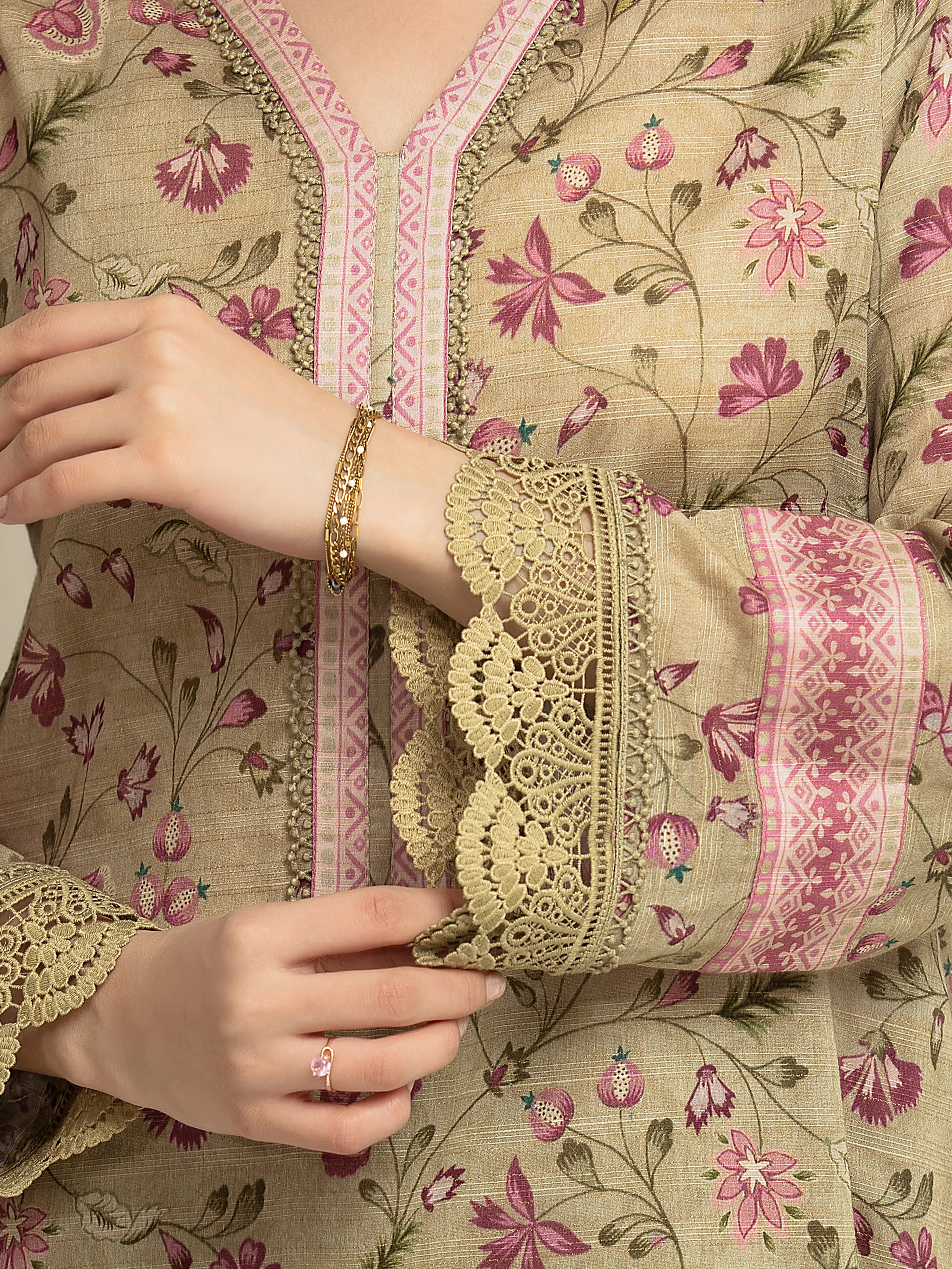 Unstitched Printed Zari Lawn Suit - EWU6M6-033-3P - Image 4