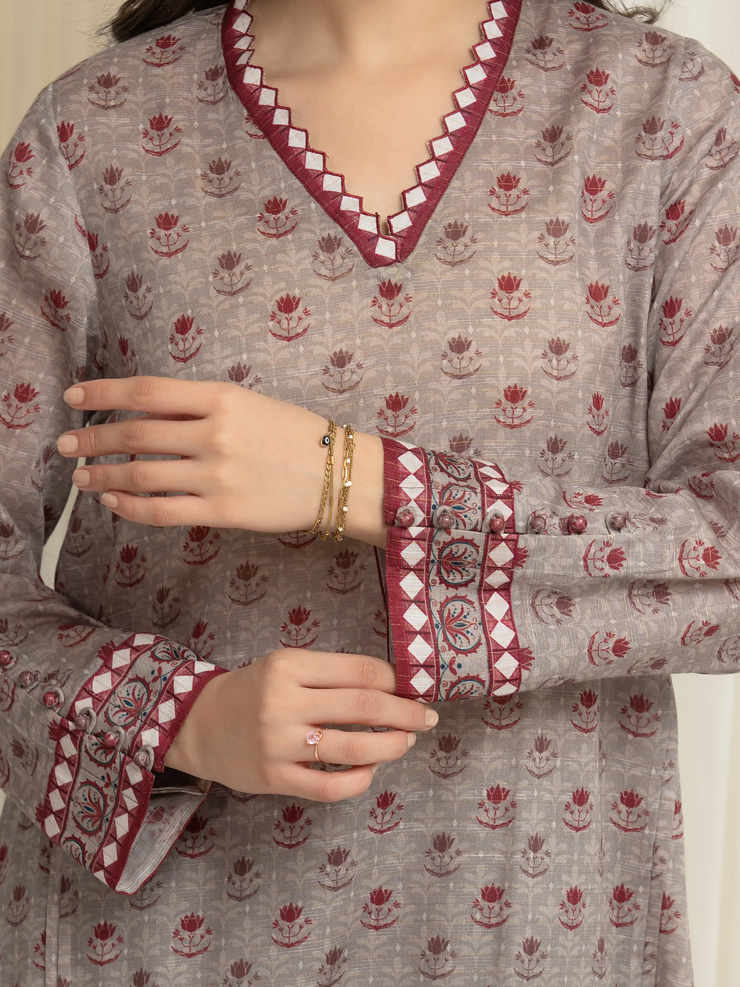 Unstitched Printed Zari Lawn Suit - EWU6M6-039-3P - Image 3