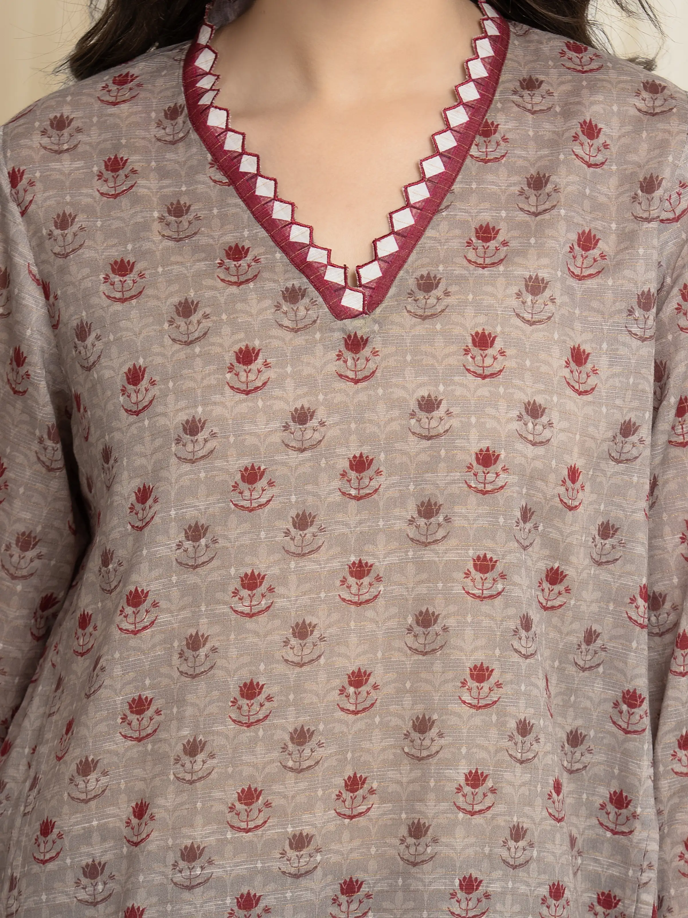 Unstitched Printed Zari Lawn Suit - EWU6M6-039-3P - Image 4