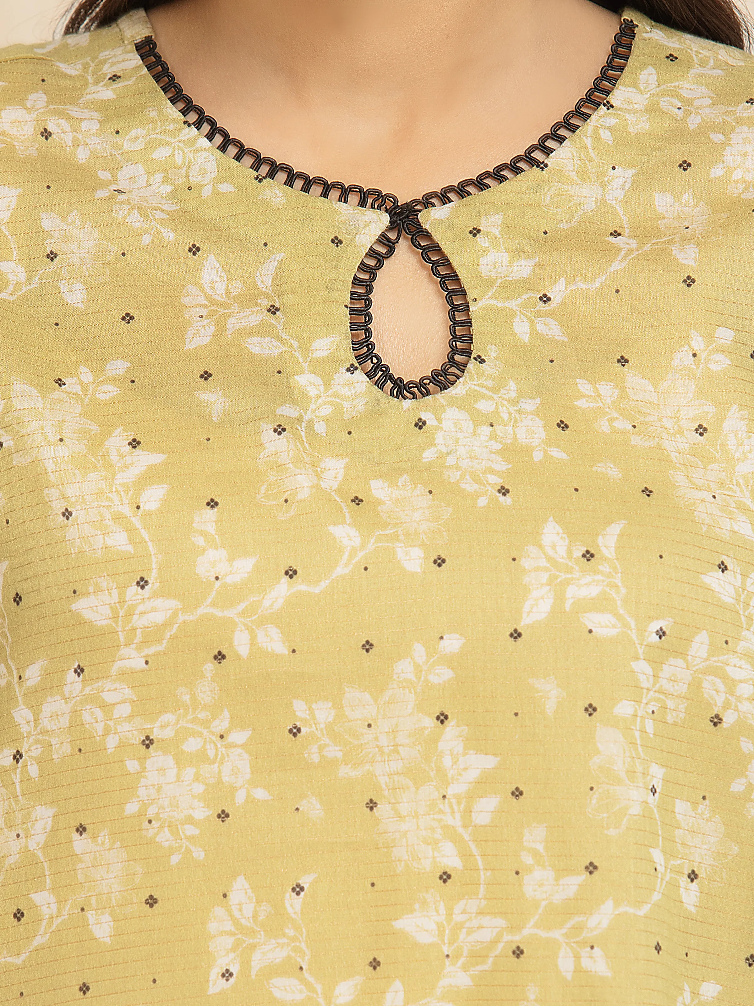 Unstitched Printed Zari Lawn Suit - EWU6M6-044-3P - Image 4