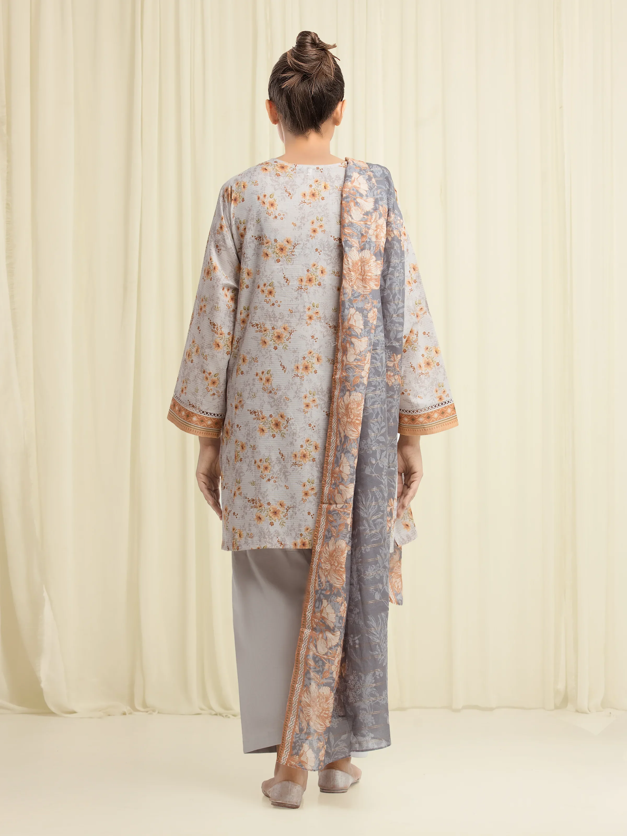 Unstitched Printed Zari Lawn Suit - EWU6M6-045-3P - Image 5
