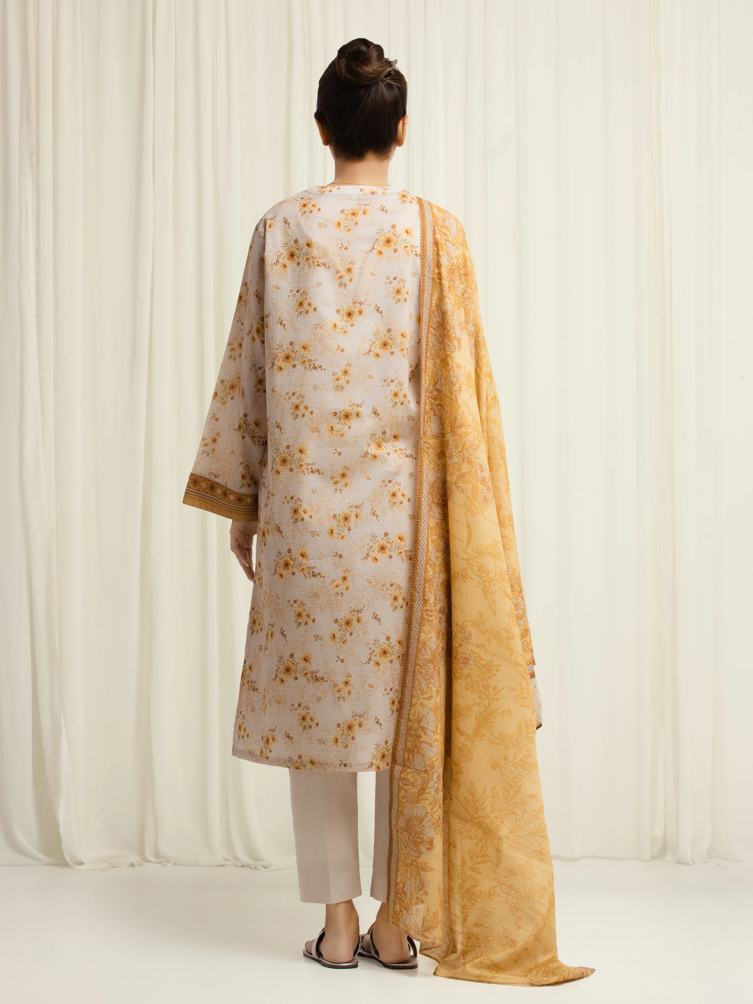 Unstitched Printed Zari Lawn Suit - EWU6M6-046-3P - Image 5