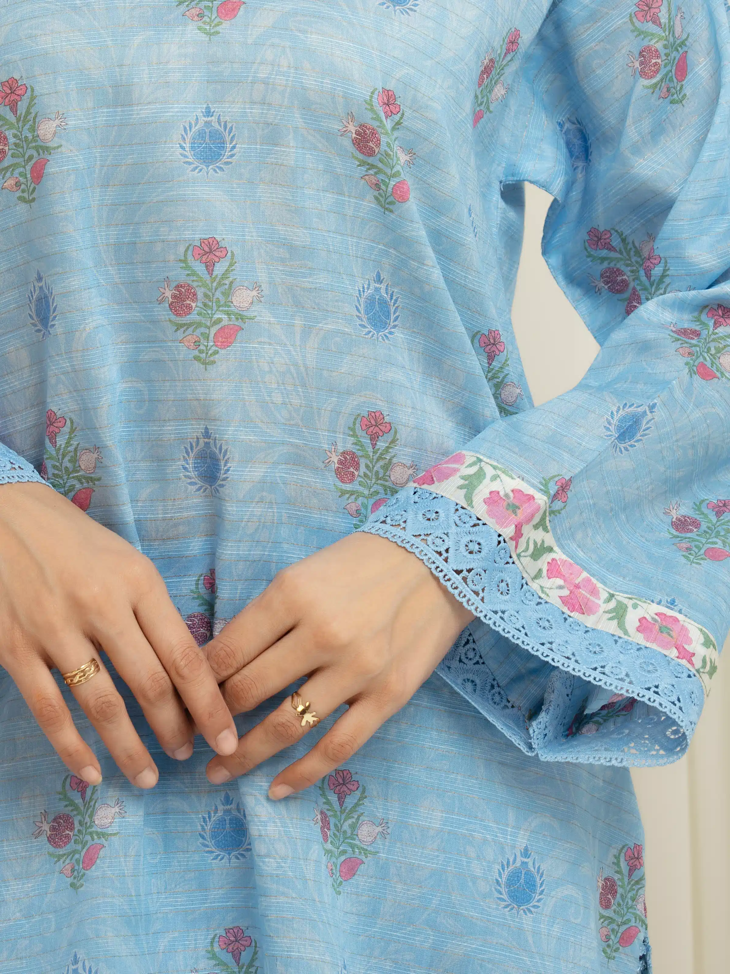 Unstitched Printed Zari Lawn Suit - EWU6M6-052-3P - Image 3