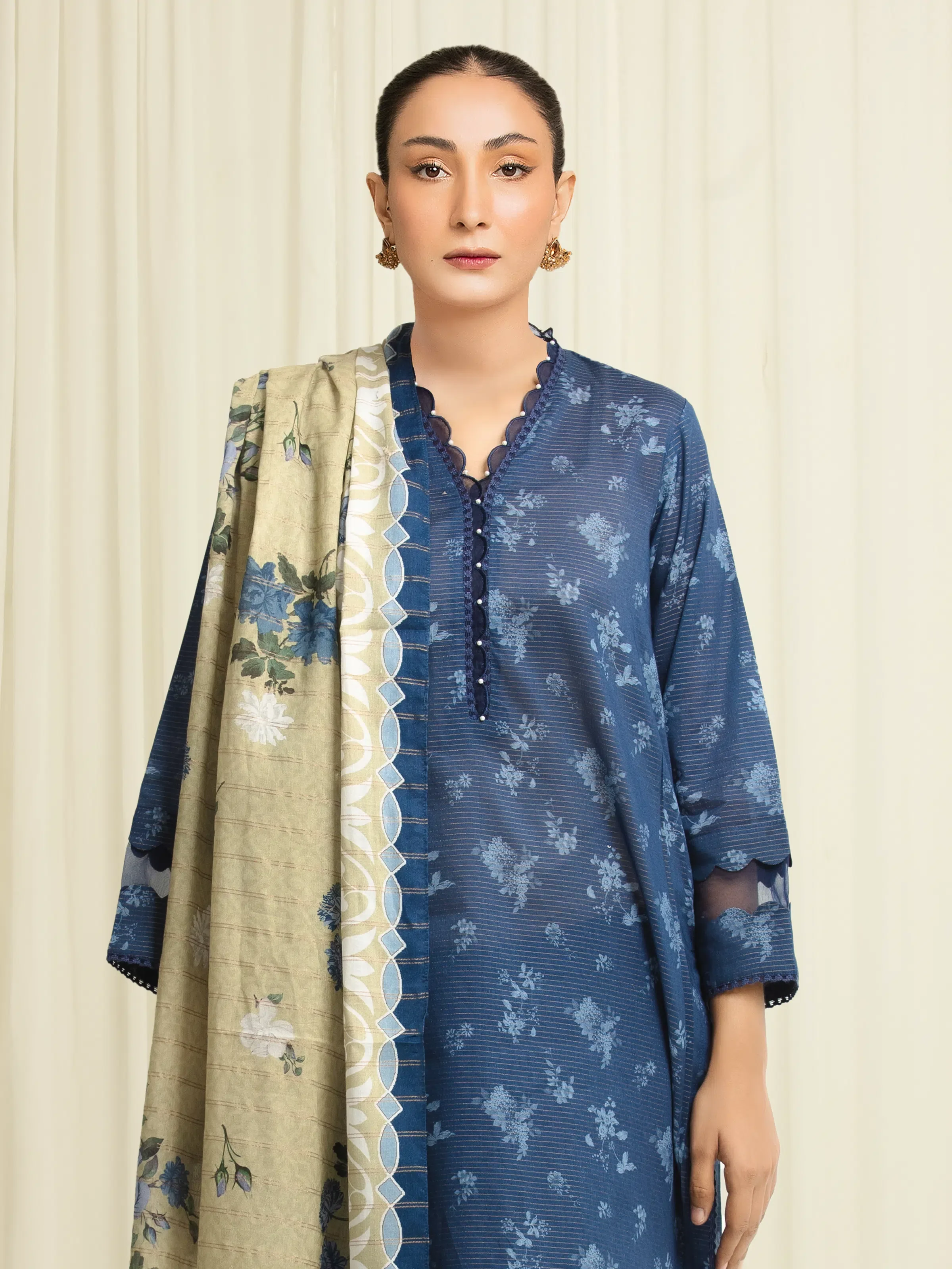 Unstitched  Printed Zari Lawn Suit - EWU6M6-055-3P - Image 2