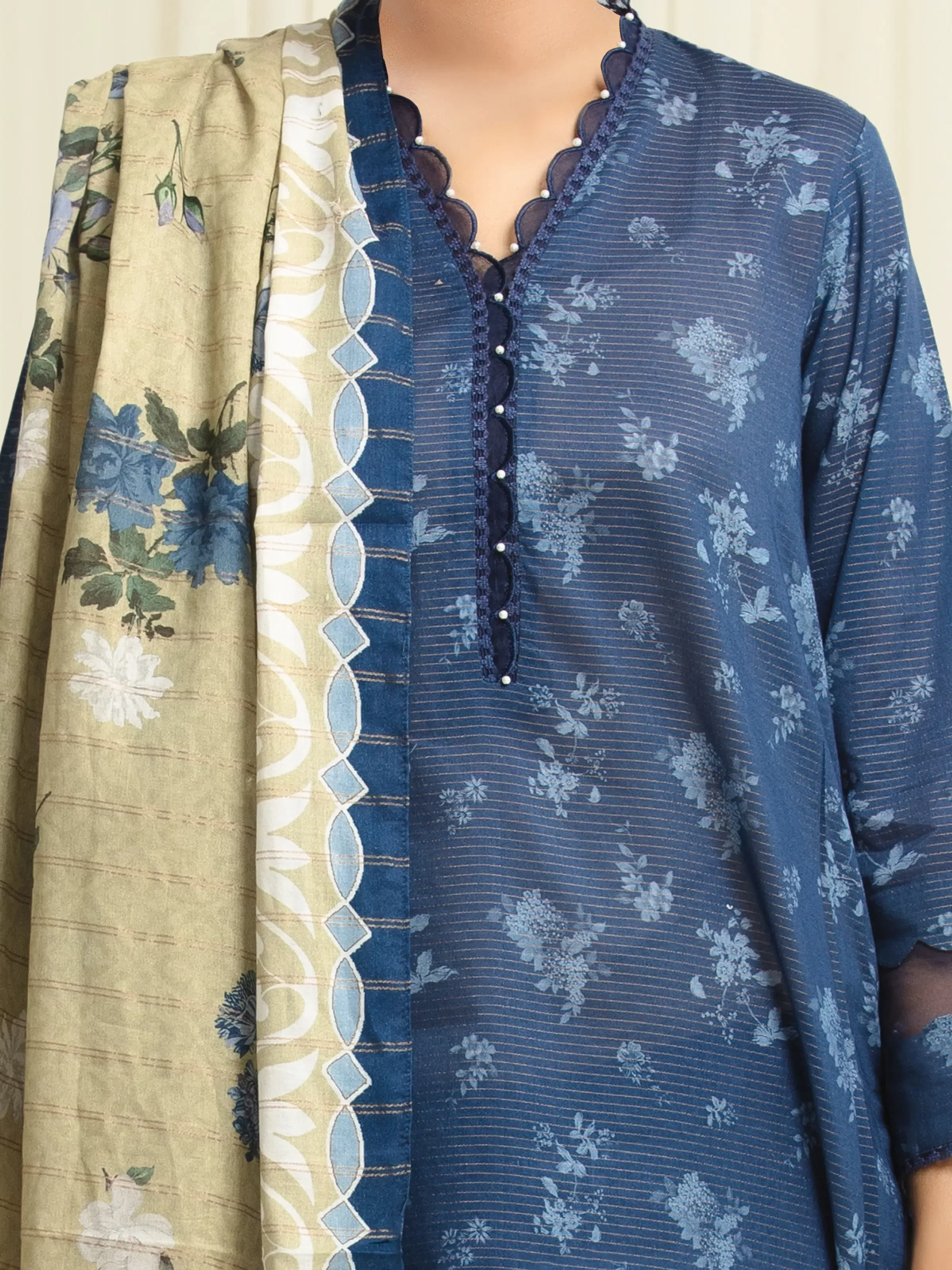 Unstitched  Printed Zari Lawn Suit - EWU6M6-055-3P - Image 3