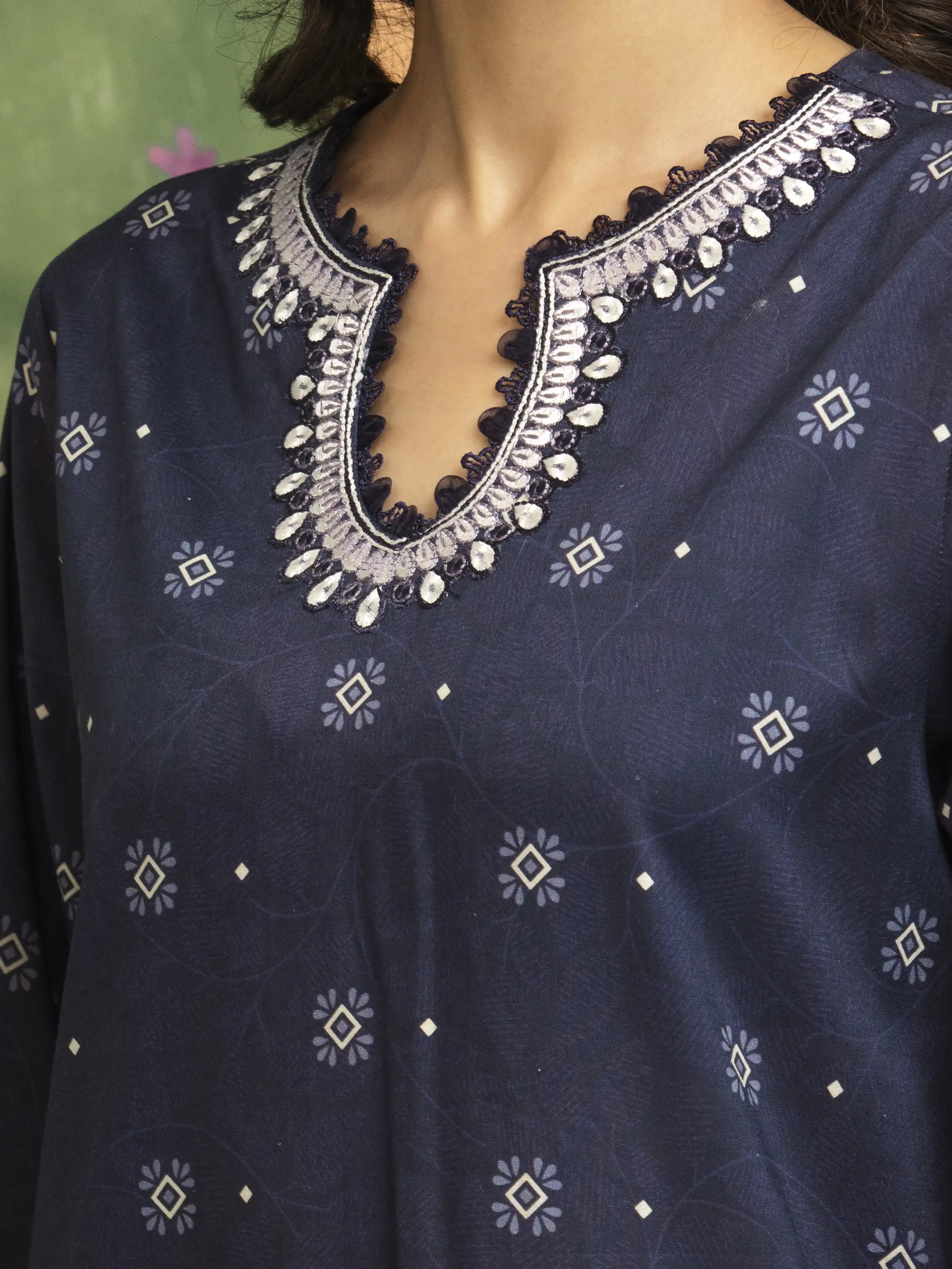 Unstitched Embroidered Lawn Suit - EWU5V1-31426-3P - Image 2