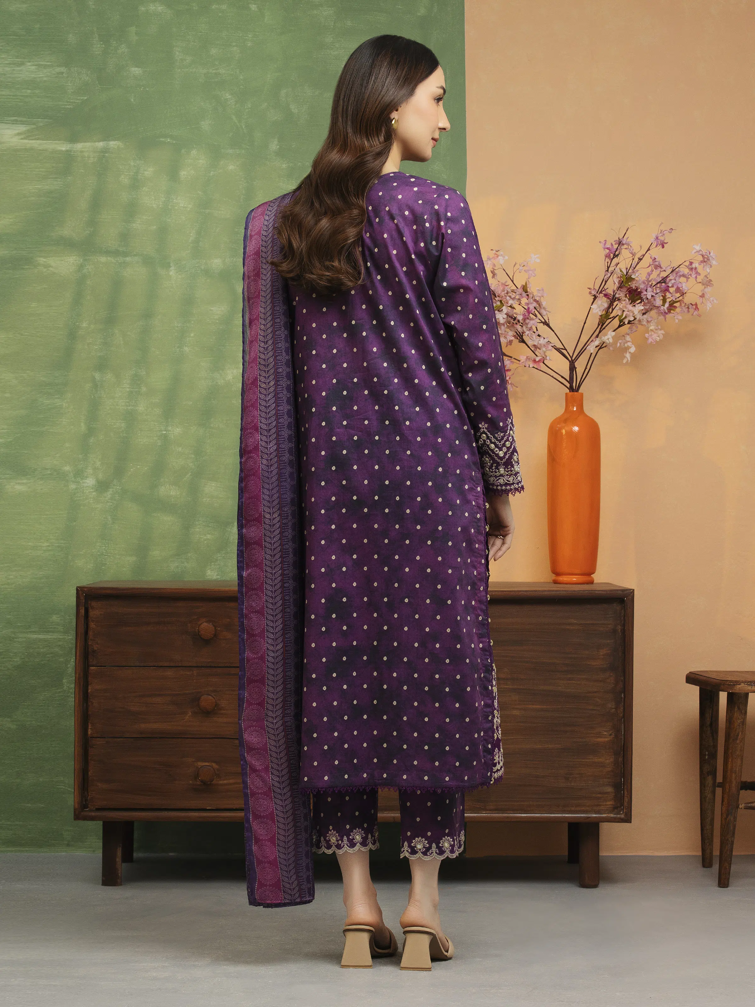 Unstitched Embroidered Lawn Suit - EWU5V1-31445-3P - Image 2