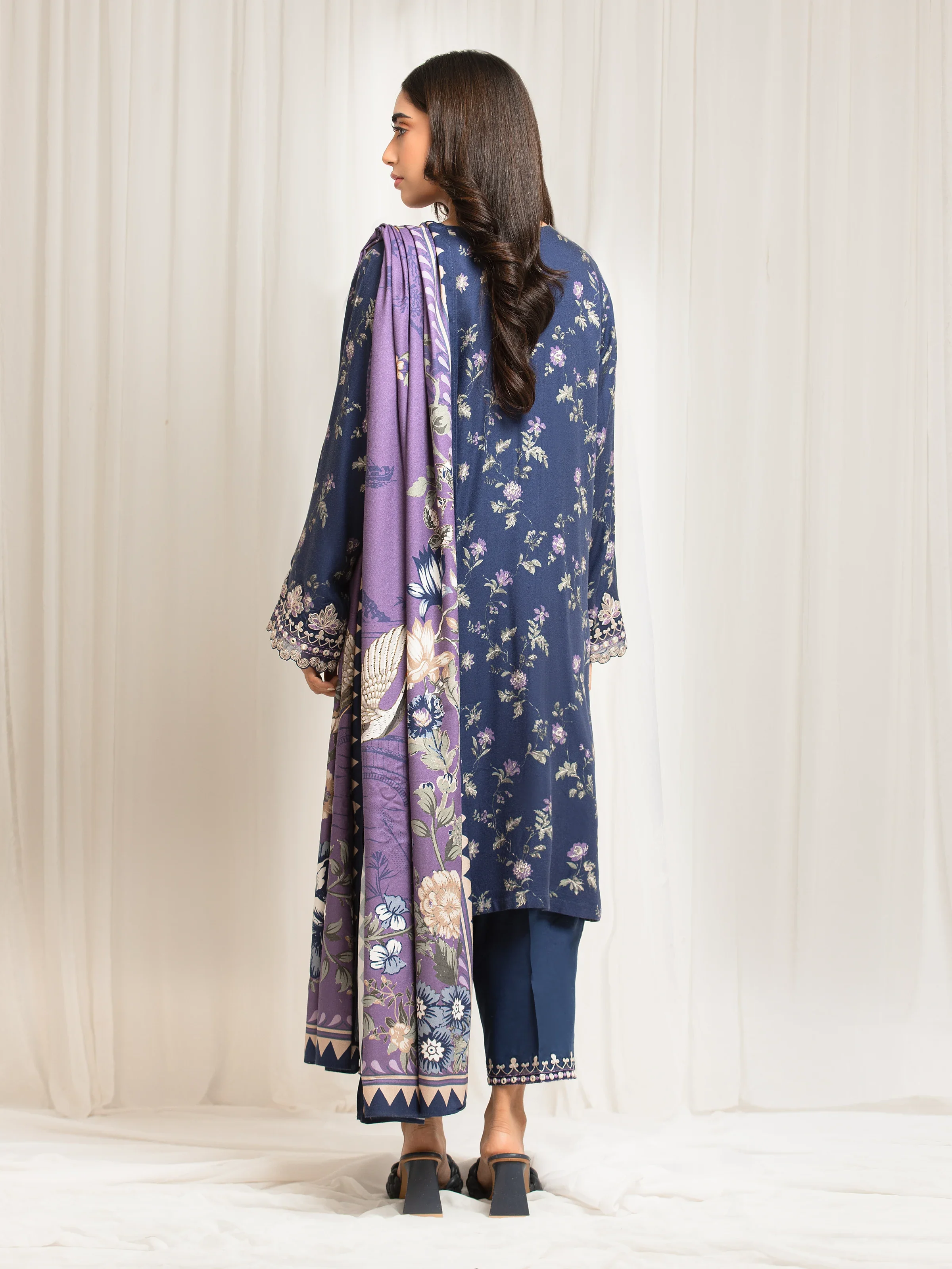 Unstitched Embroidered Twill Viscose Suit - EWU5V20-32083-3P - Image 5