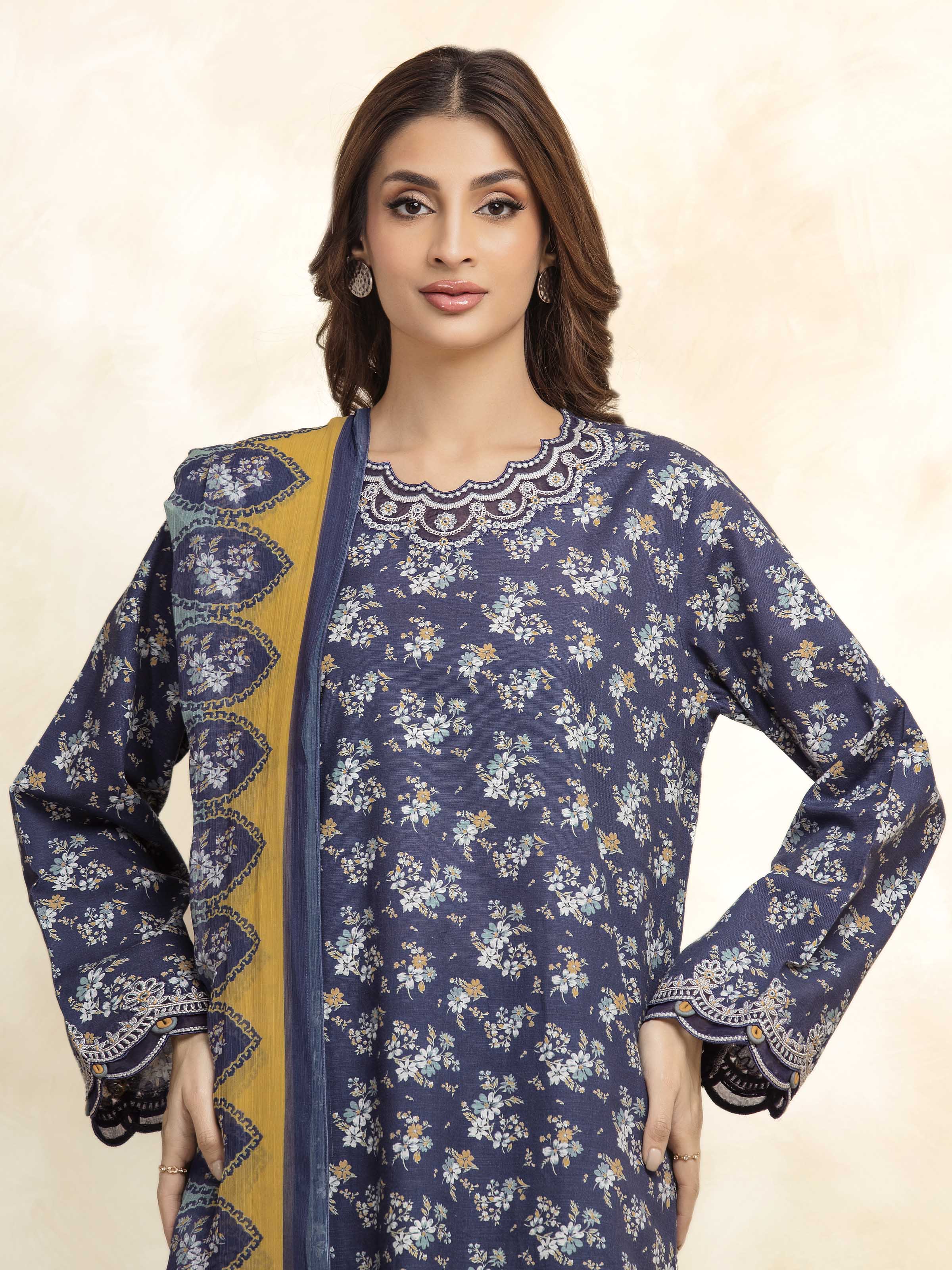 Unstitched Embroidered Khaddar Suit - EWU24V11-30194-3P - Image 2