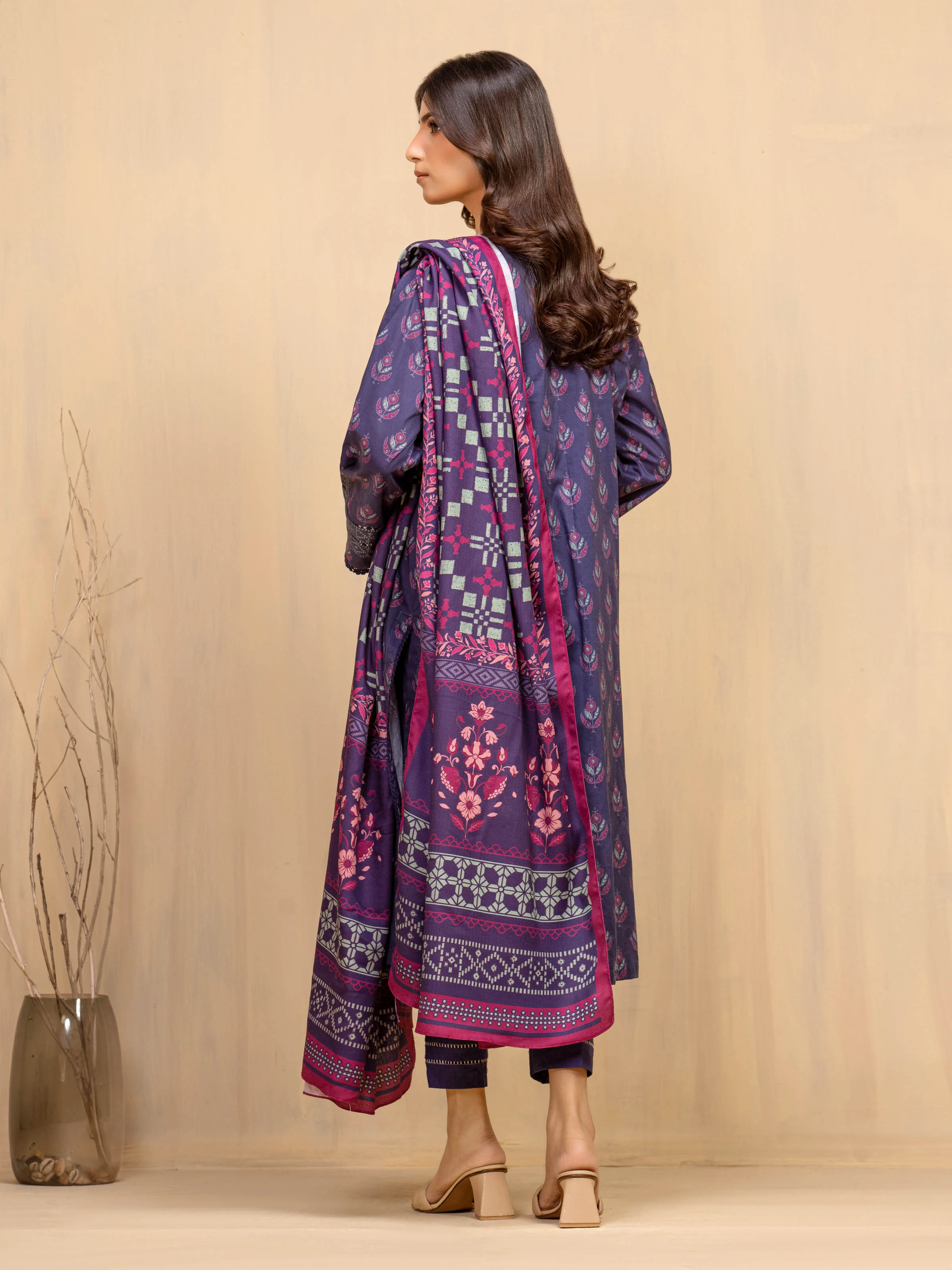 Unstitched Printed Khaddar Suit - EWU5M3-023-3P - Image 6
