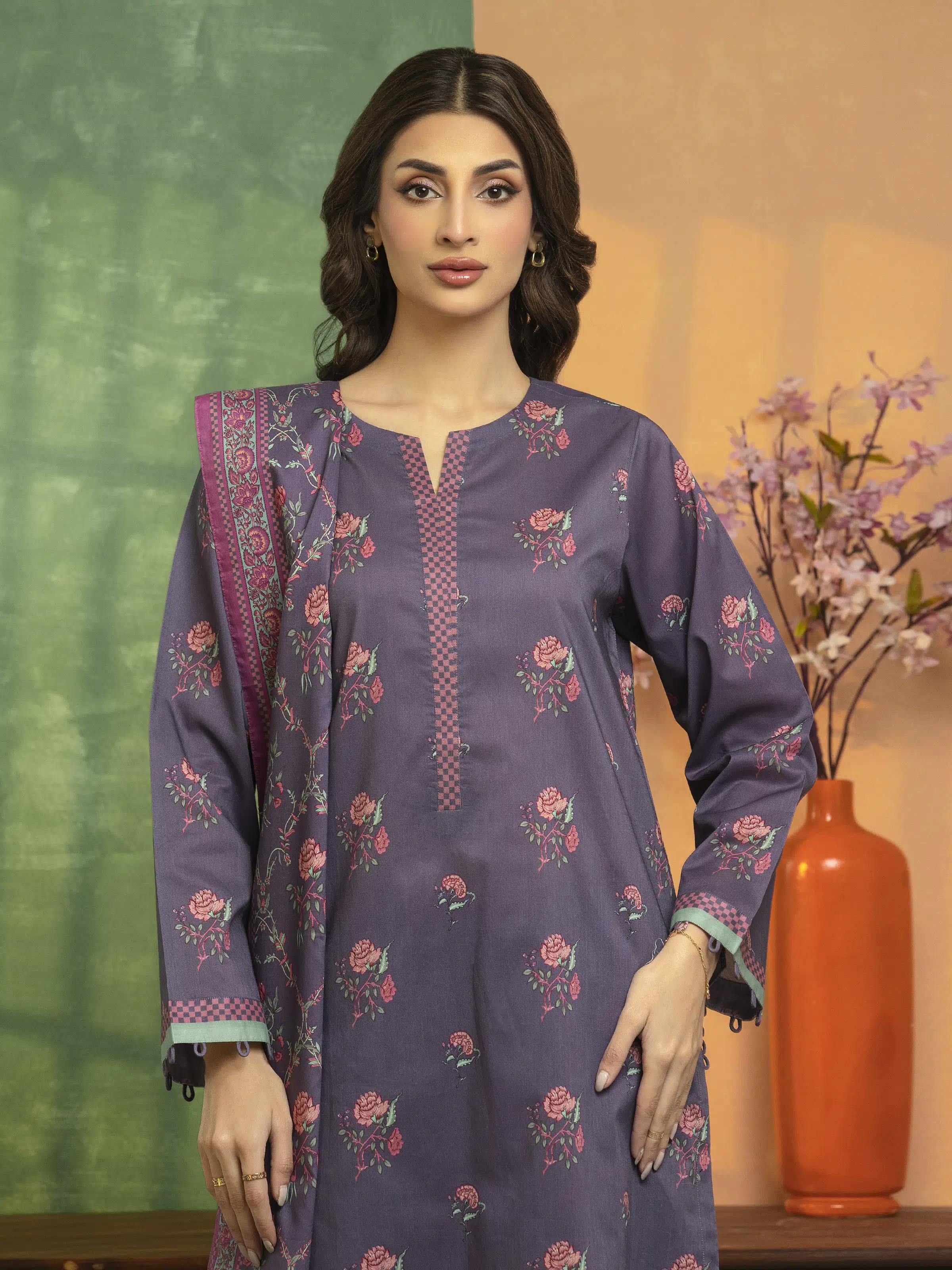Unstitched Printed Lawn Suit - EWU5A1-35178-3P - Image 4