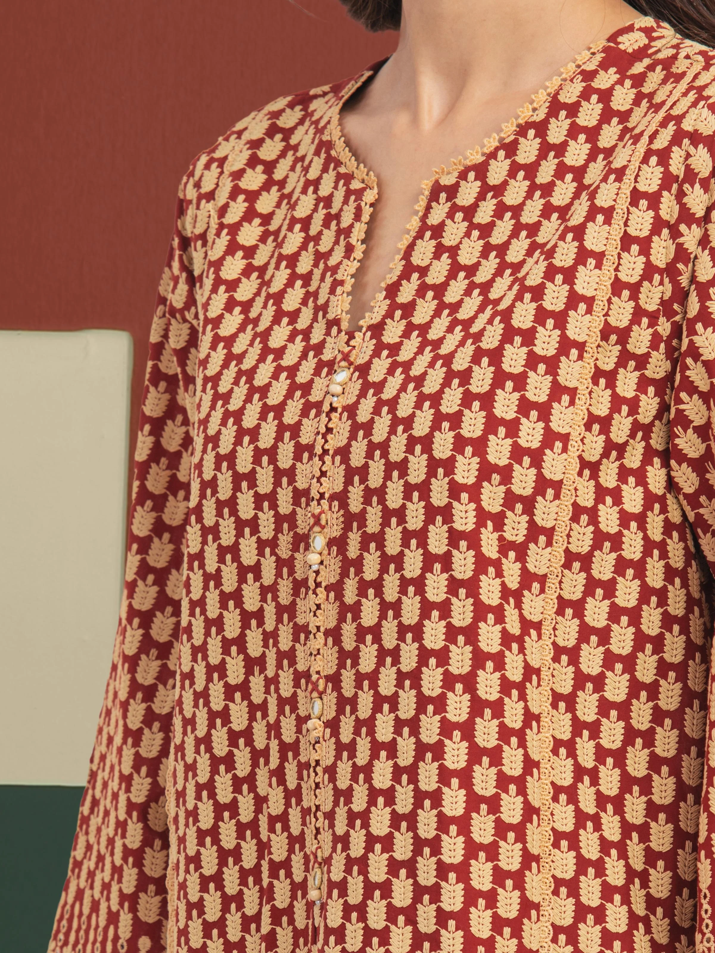 Unstitched Embroidered Cambric Suit - EWU5V2-31838-3P - Image 3