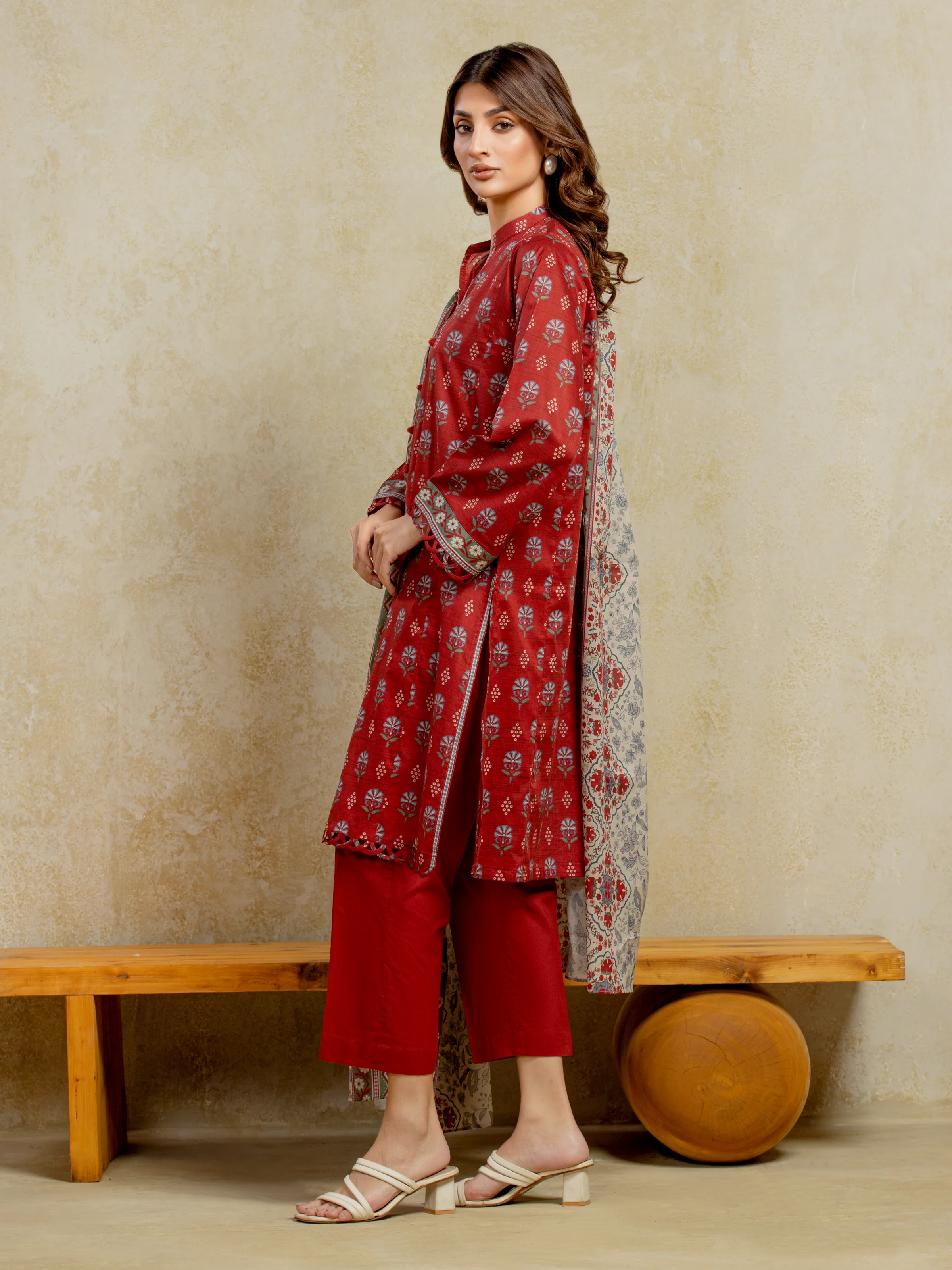 Unstitched Printed Khaddar Suit - EWU5A3-35951-3P - Image 5