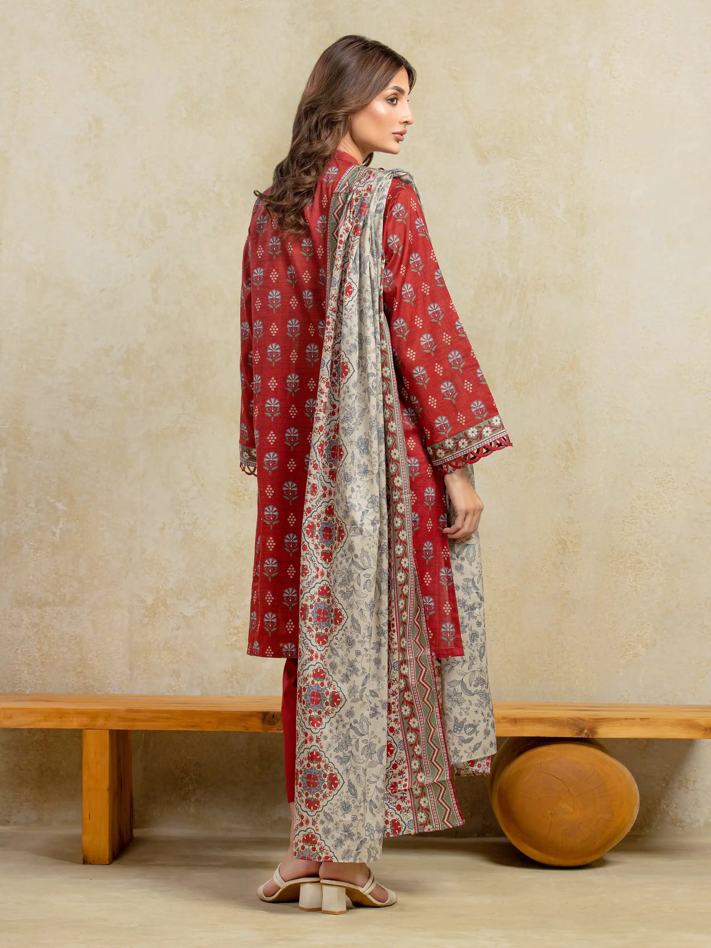 Unstitched Printed Khaddar Suit - EWU5A3-35951-3P - Image 6