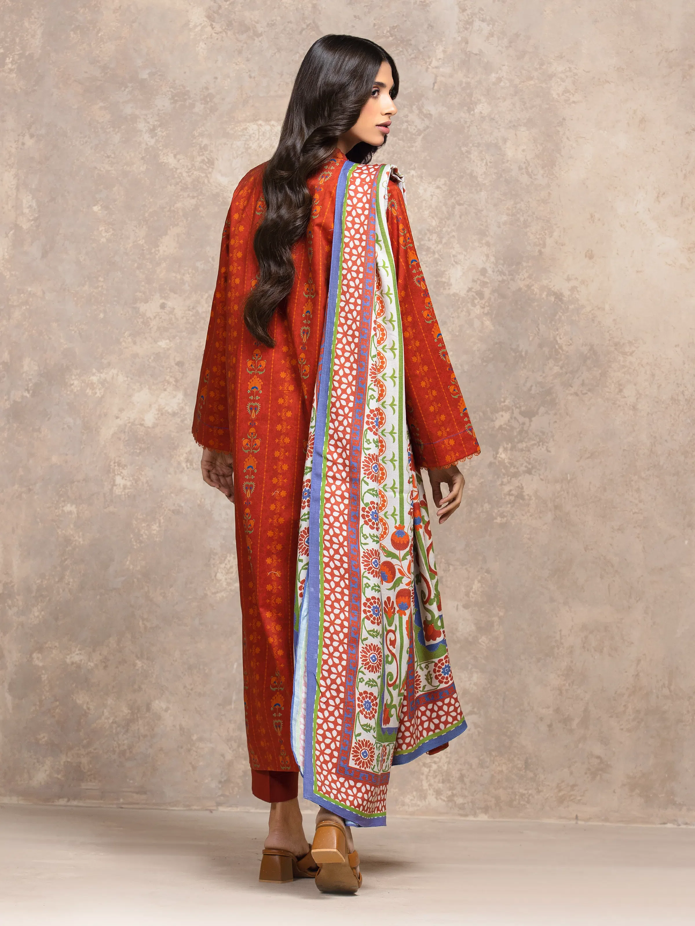 Unstitched Printed Khaddar Suit - EWU5M3-036-3P - Image 5