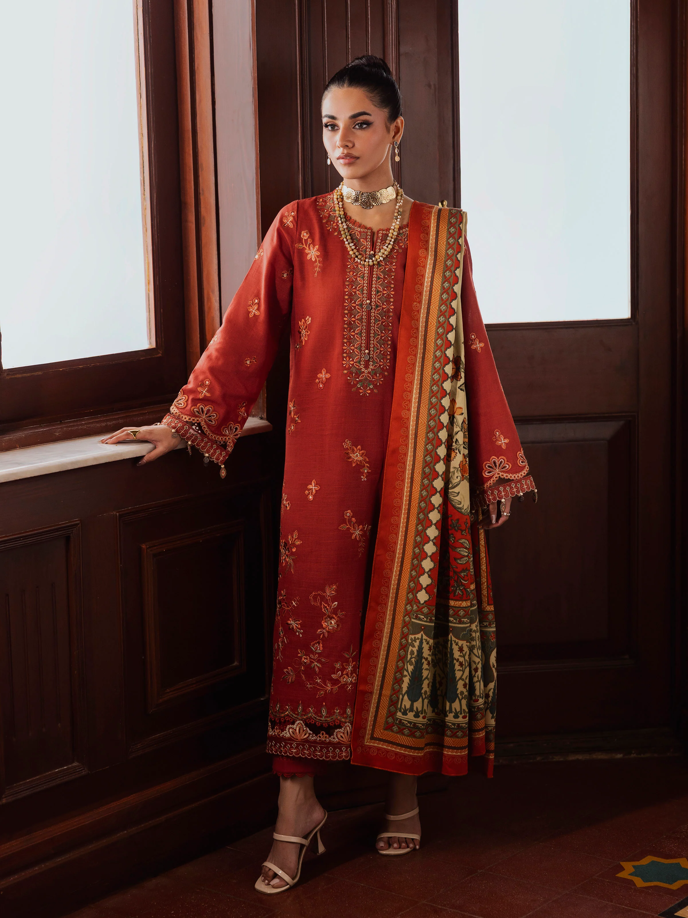 Unstitched Embroidered Khaddar Suit - EWU5V11-32008-3P - Image 4