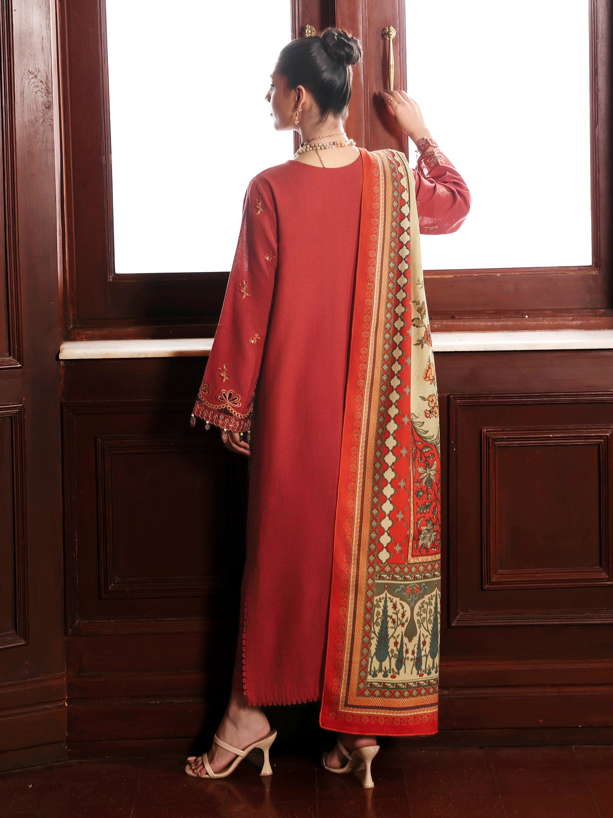 Unstitched Embroidered Khaddar Suit - EWU5V11-32008-3P - Image 6
