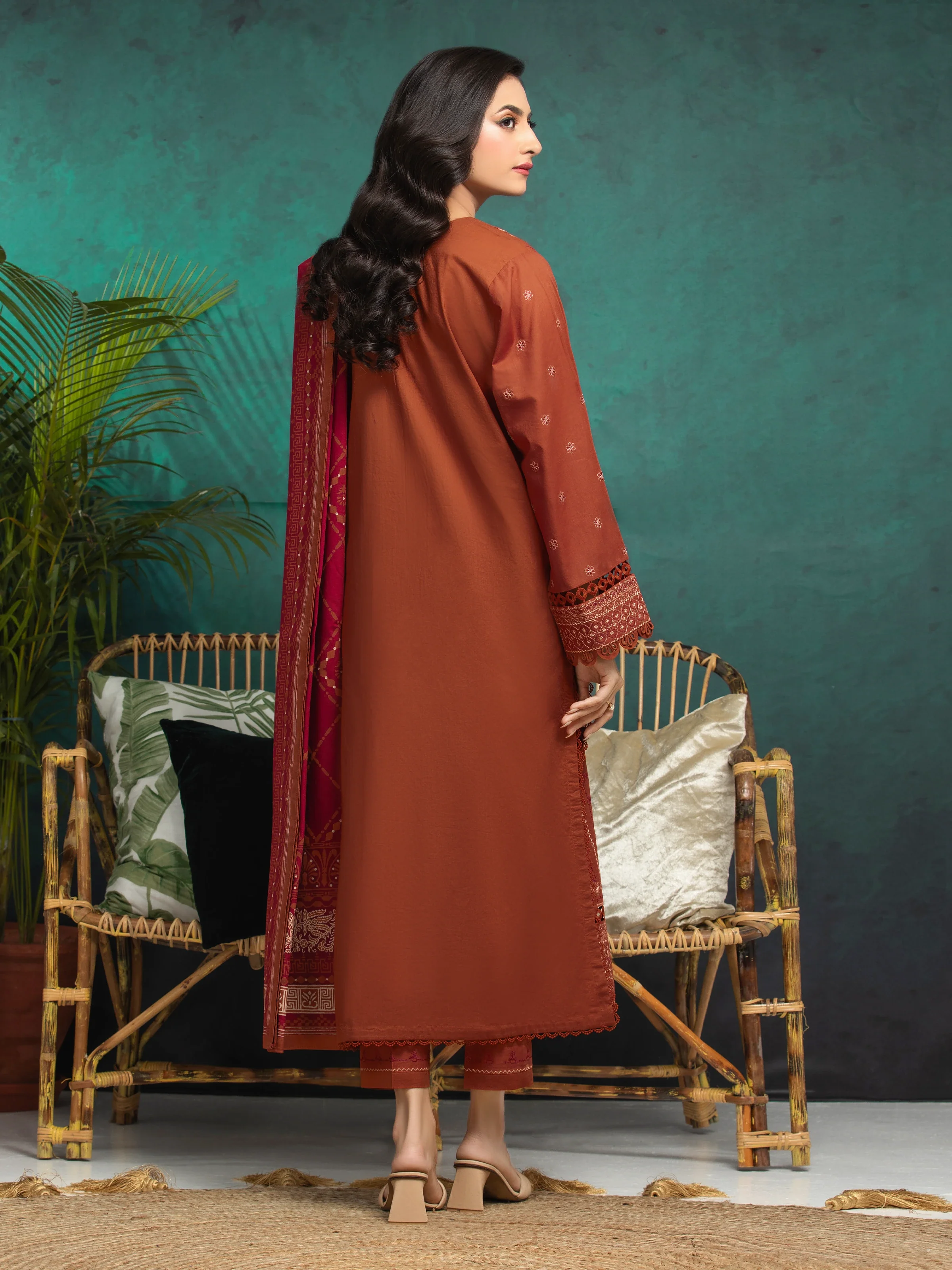 Unstitched Embroidered Cambric Suit - EWU5V2-31001-3P - Image 2