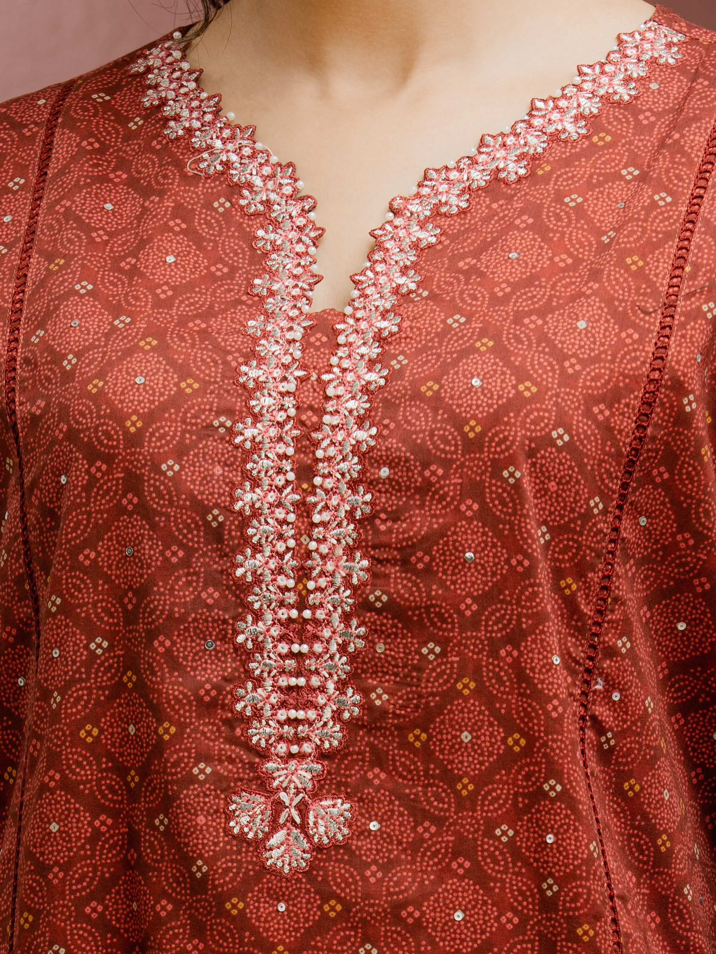 Unstitched Embroidered Cambric Suit - EWU5V2-31046-3P - Image 3