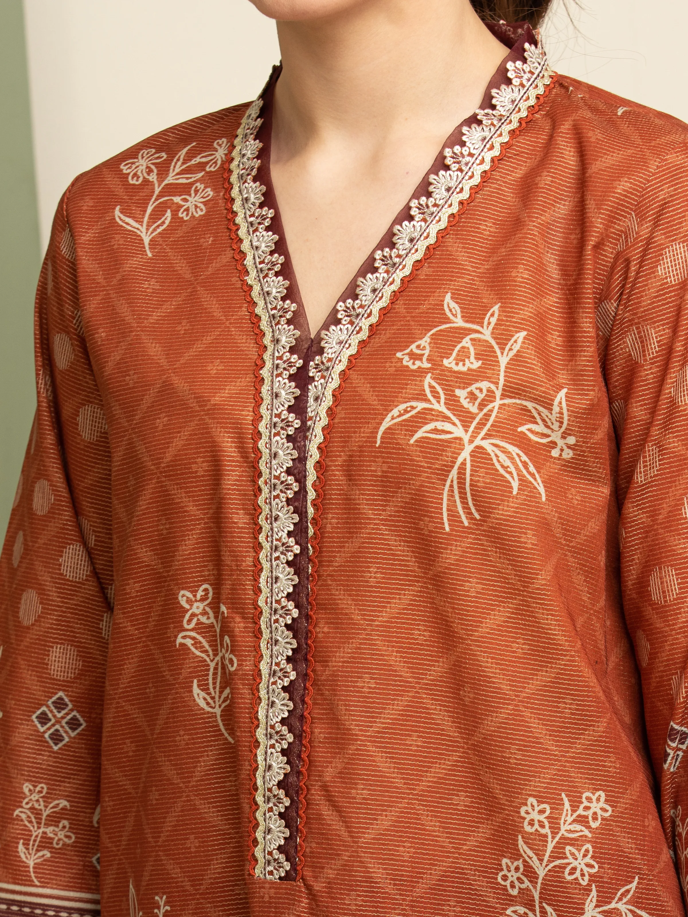Unstitched Embroidered Lawn Suit - EWU5V1-31201A-3P - Image 2