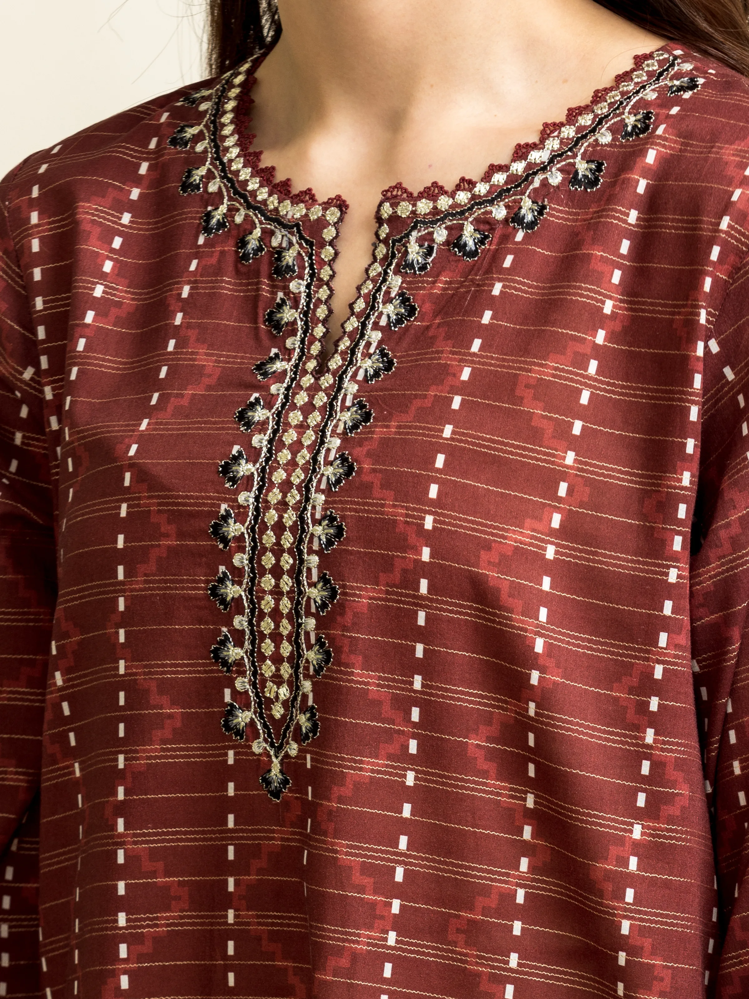 Unstitched Embroidered Lawn Suit - EWU5V1-31204-3P - Image 2
