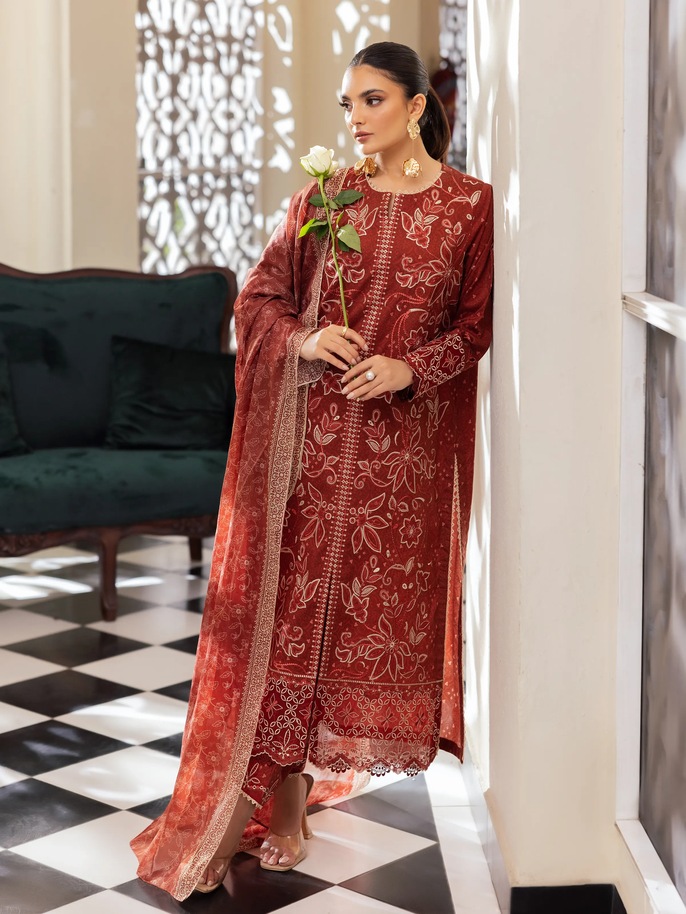 Unstitched Embroidered Lawn Suit - EWU5V1-31425-3P - Image 2