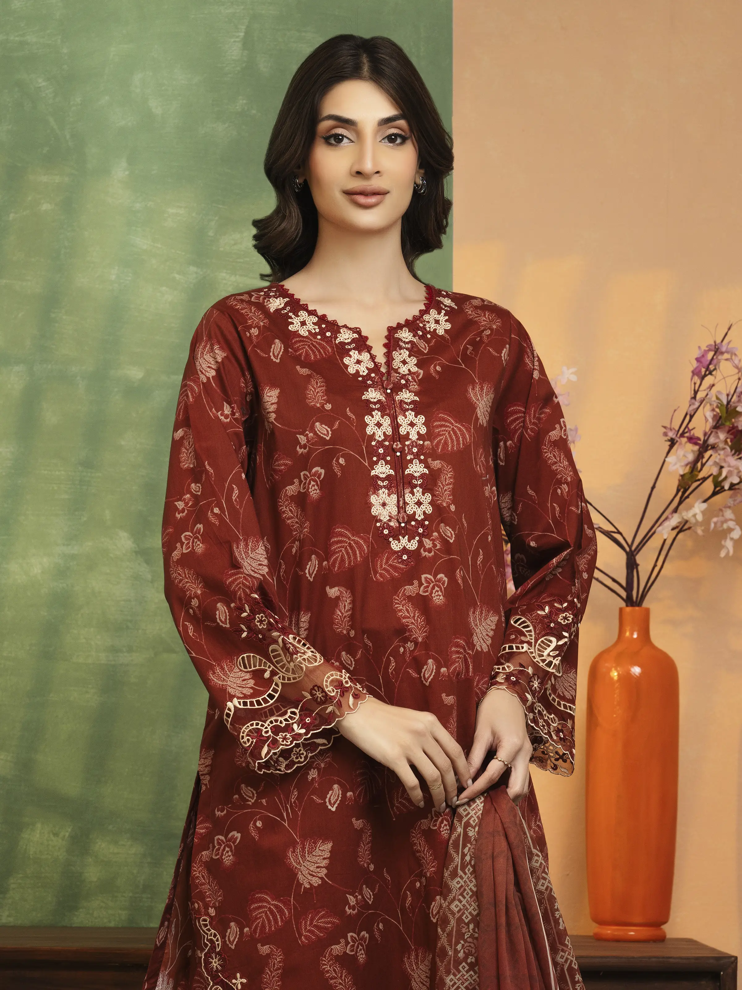 Unstitched Embroidered Lawn Suit - EWU5V1-31433-3P - Image 3