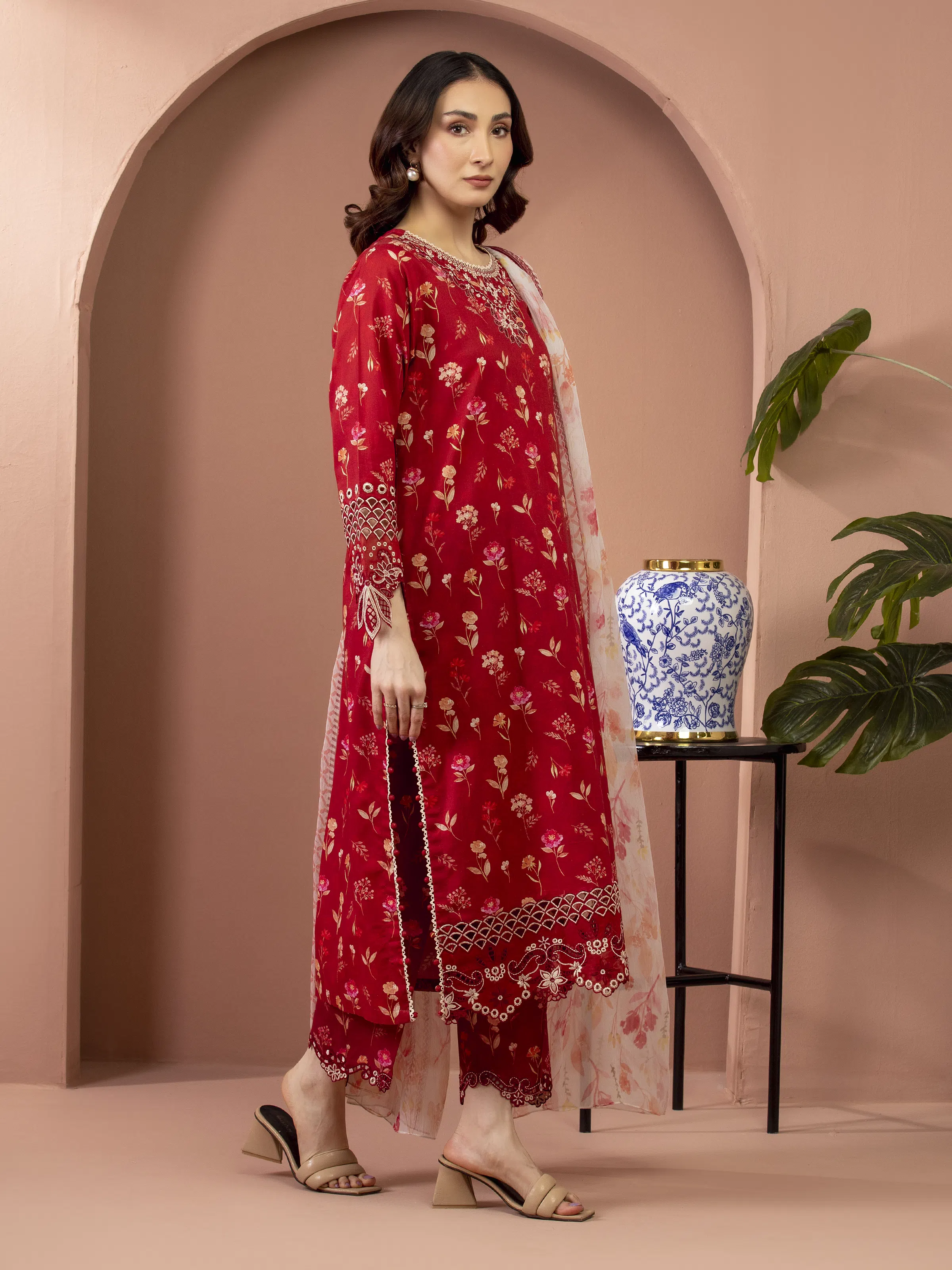 Unstitched Embroidered Lawn Suit - EWU5V1-31454-3P - Image 3